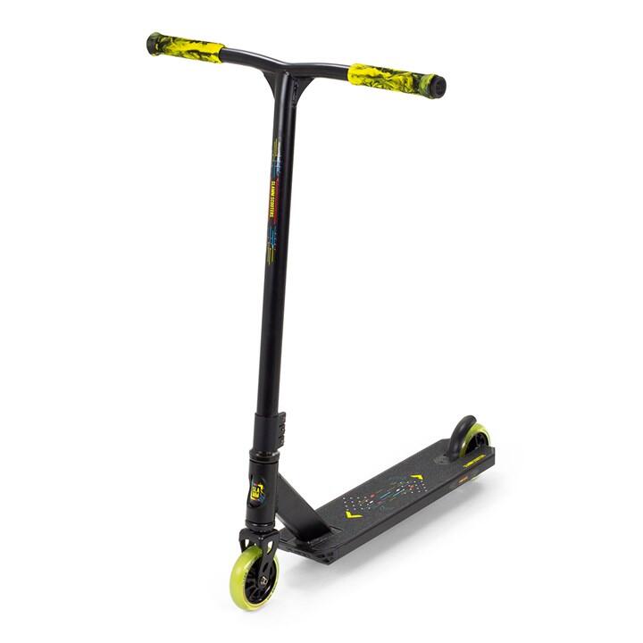 SLAMM SCOOTERS Classic V9 Zwart / Geel Stuntstep