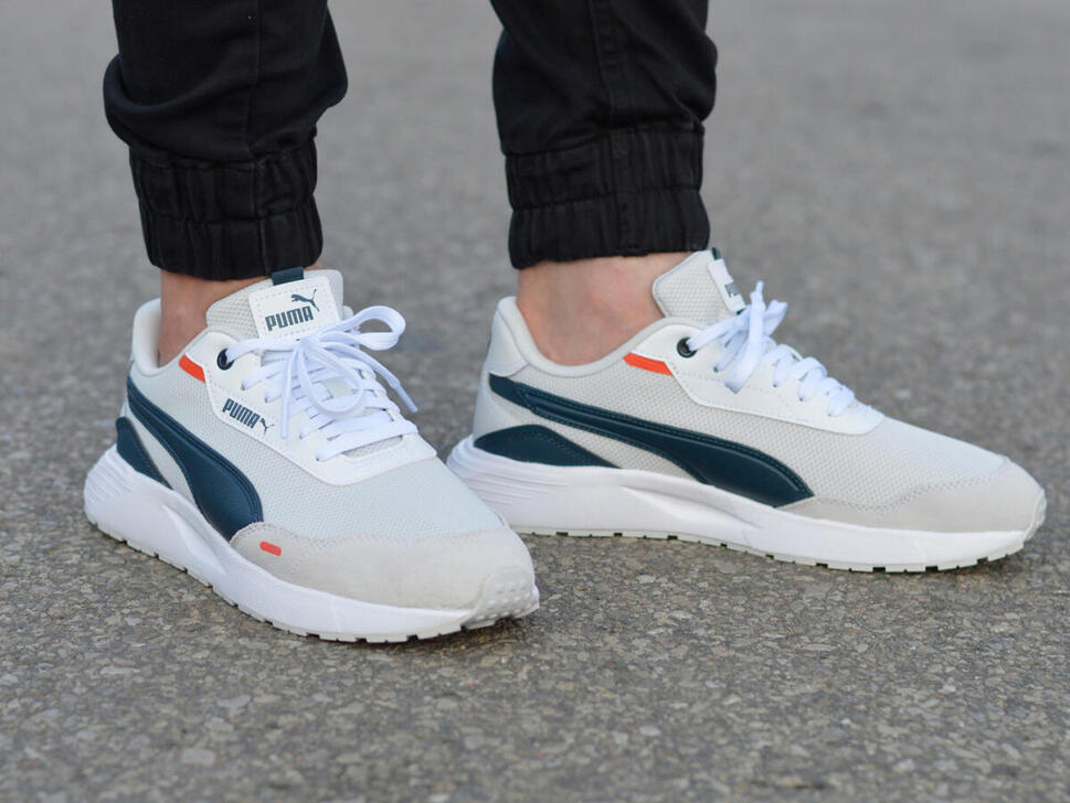 Buty lifestyle męskie Puma Runtamed Plus 389236 02