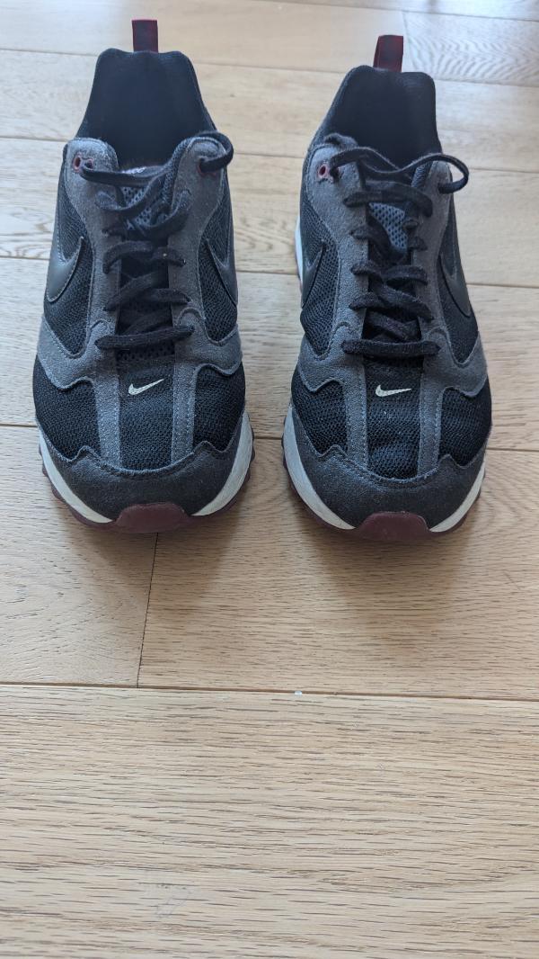NIKE picture