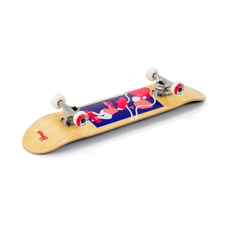 Skateboard Making Waves 7.75"