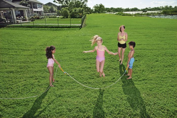 Bestway Springseil mit Wasserdüsen Hydro  Splash 2/4
