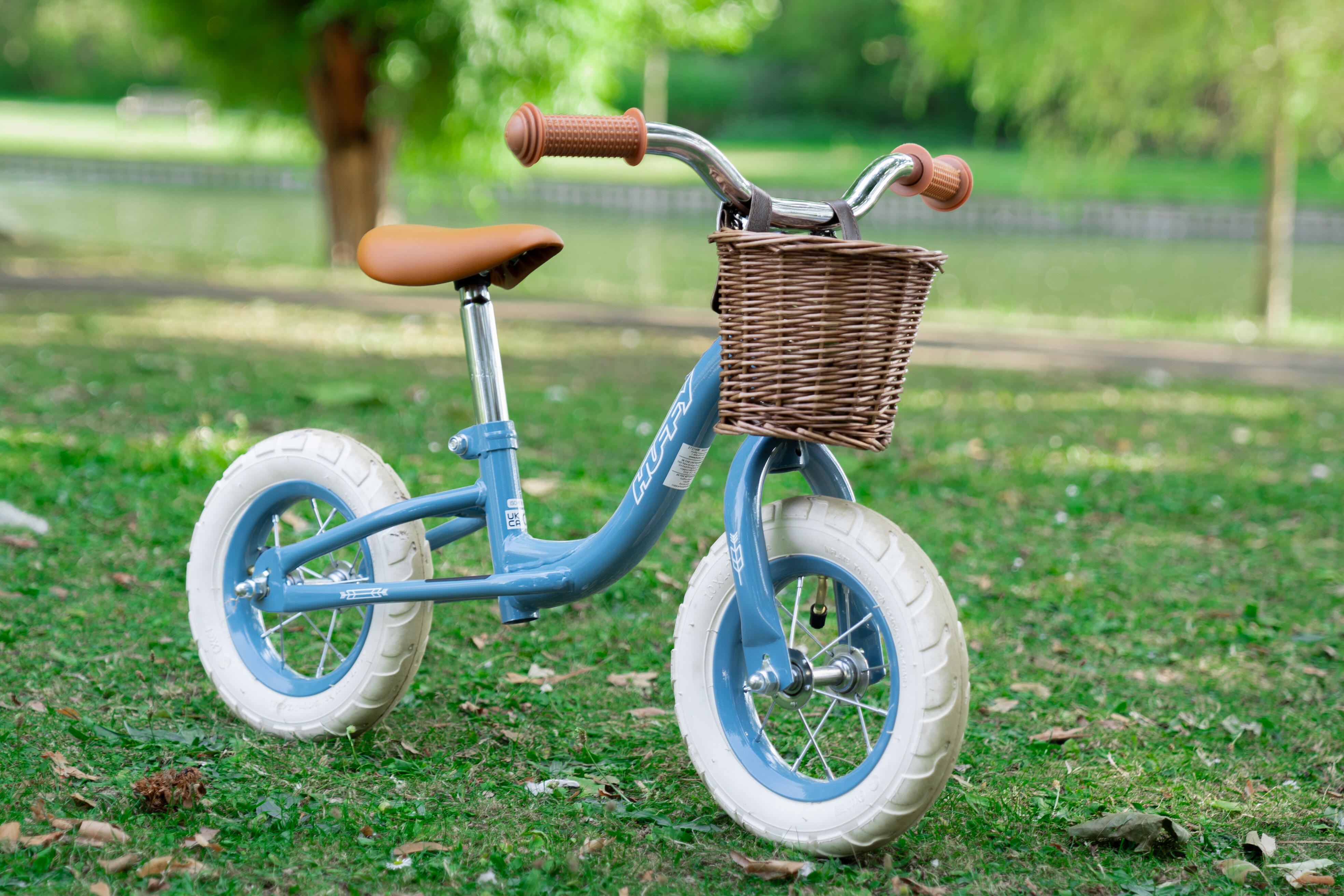 Huffy Vintage 10 inch Balance Bike for Kids aged 2 4 years Blue HUFFY Decathlon