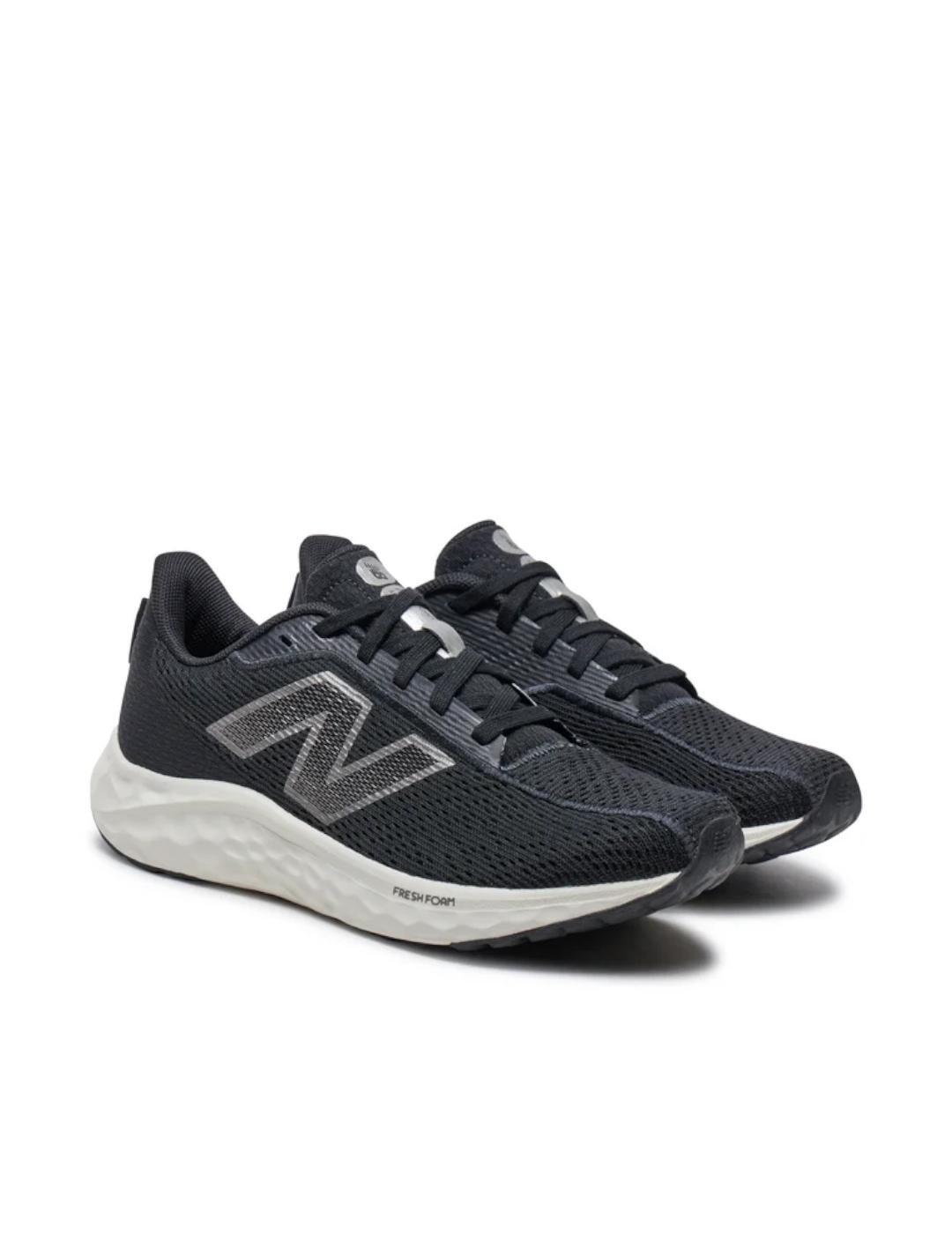 Zapatillas para Mujer New balance  fresh foam arishi yk4 Negro 2/4