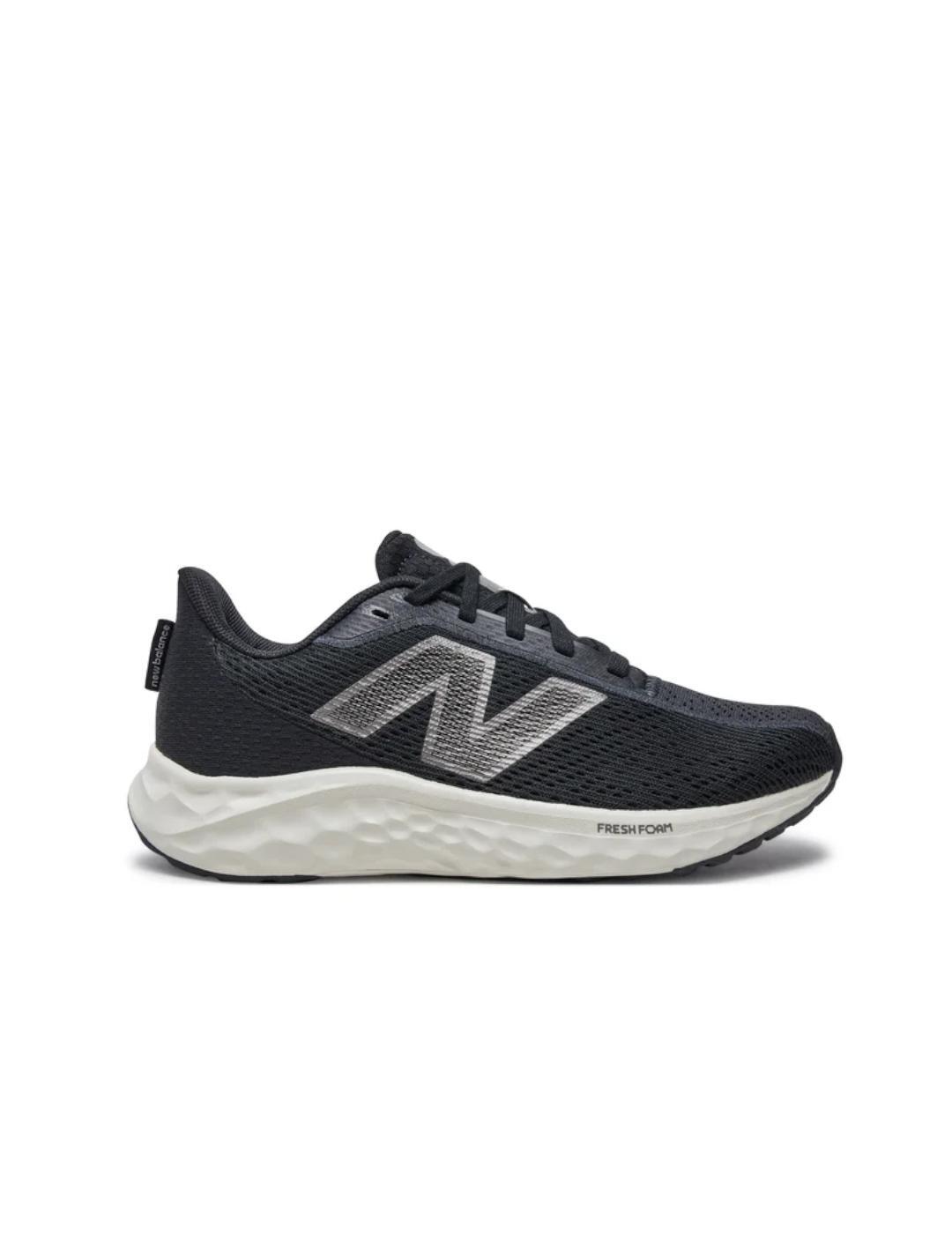 NEW BALANCE picture