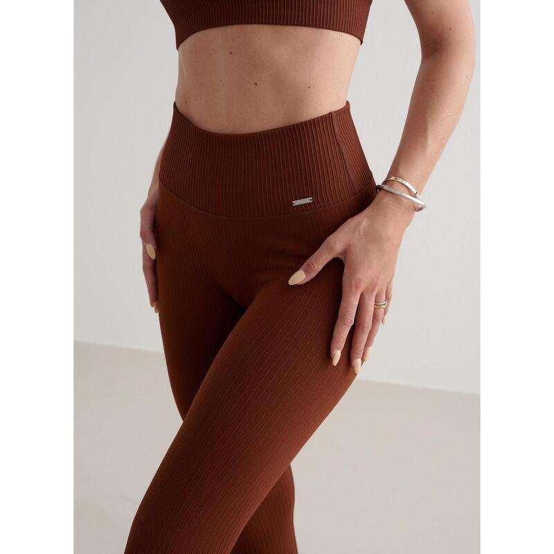 Mahogany Ribbed Seamless Tights