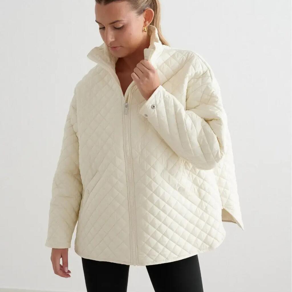 Women's Jacket Quilted Water-Repellent Oversized Almond White