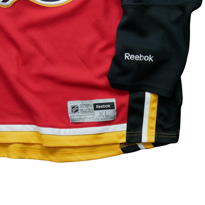 Segunda Vida - Camiseta de los Calgary Flames de la NHL Reebok - Excelente