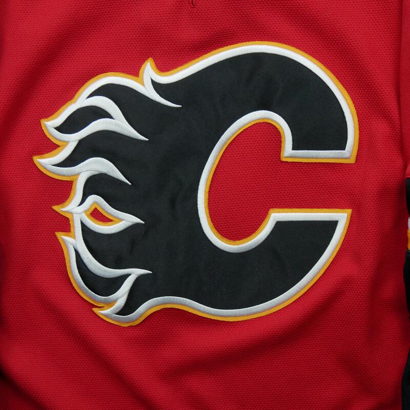 Segunda Vida - Camiseta de los Calgary Flames de la NHL Reebok - Excelente