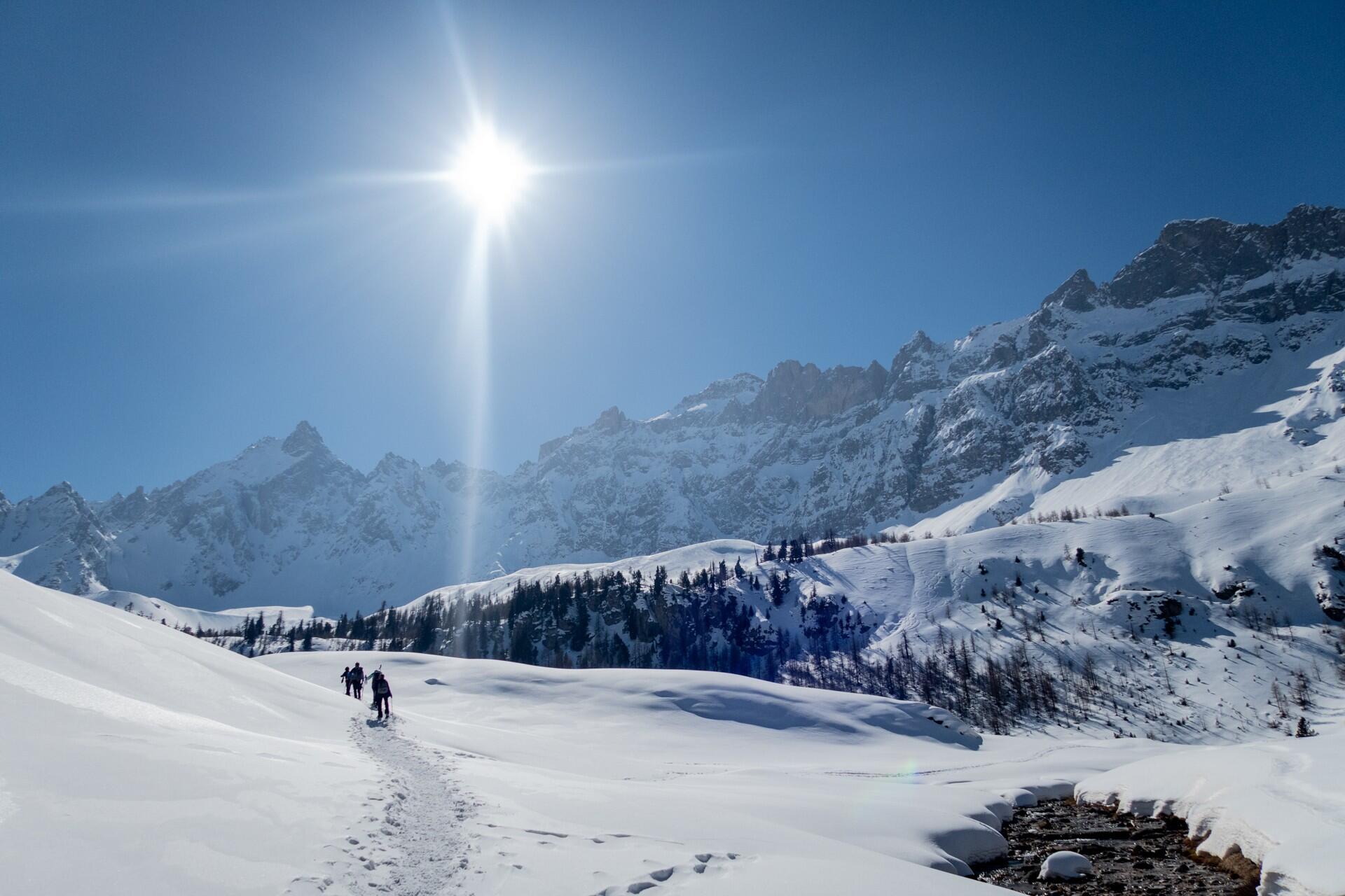 DECATHLON TRAVEL picture