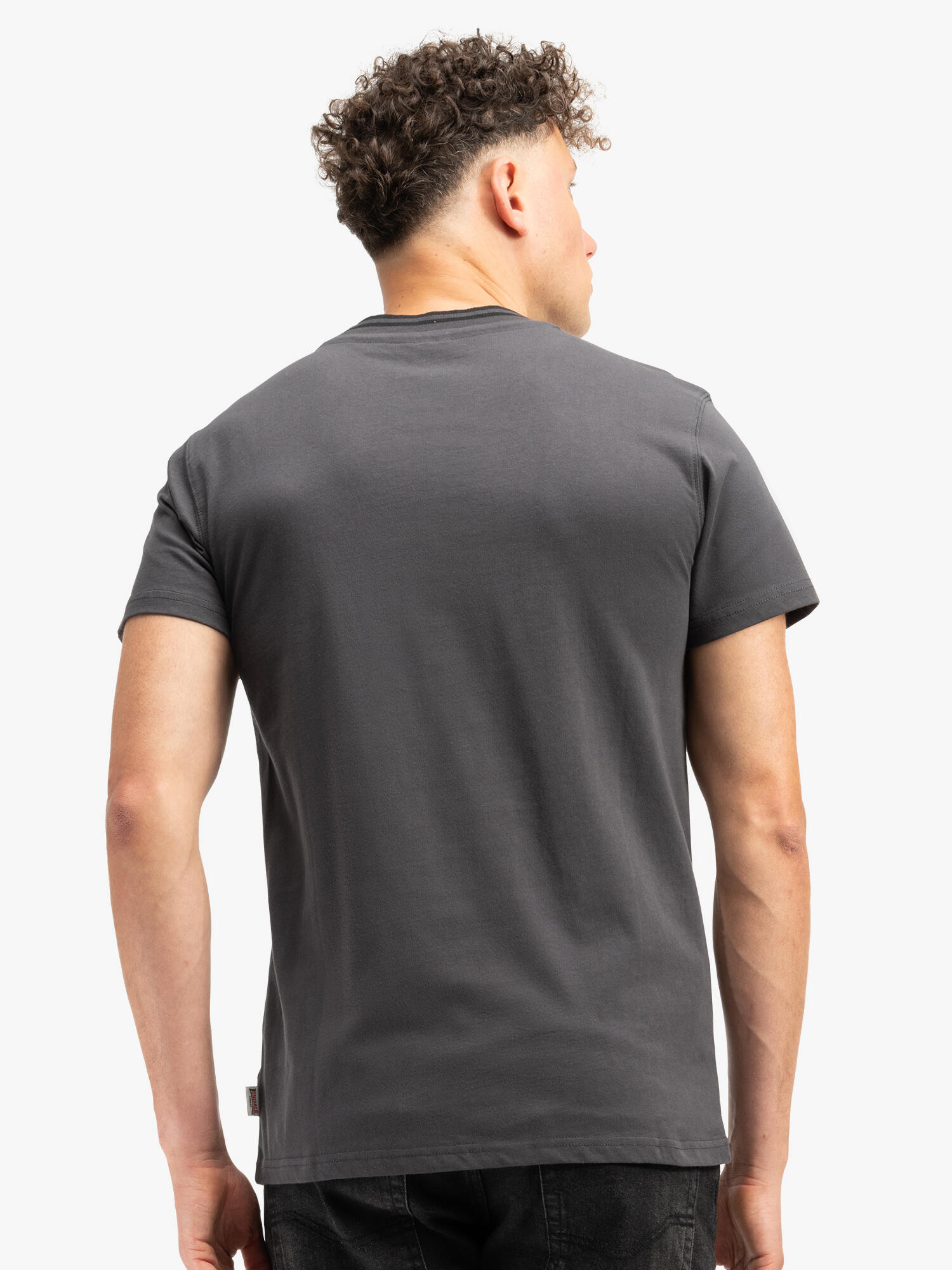 LONSDALE Herren T-Shirt normale Passform POTTERNEWTON 5/6