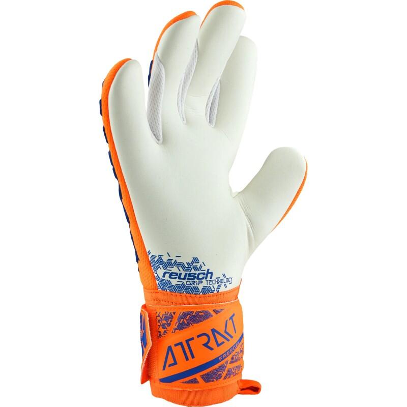 Reusch Attrakt Freegel Silver Goalkeeper Gloves 7/7