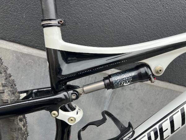Entre Particuliers - SPECIALIZED EPIC VTT FULLY 4/5