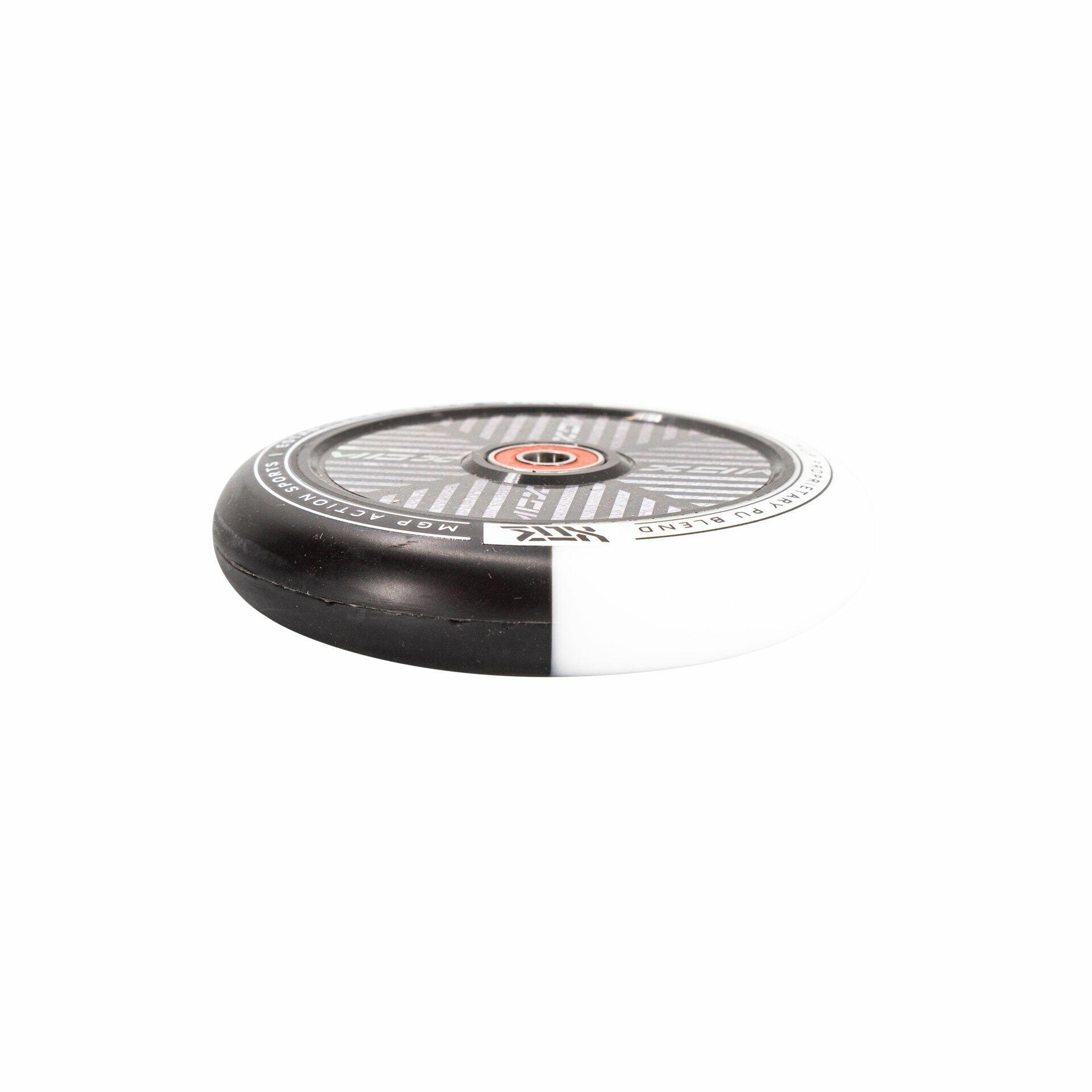 MGP Corrupt Hollow 'Stripe' Black-White 120mm wielenset 3/3