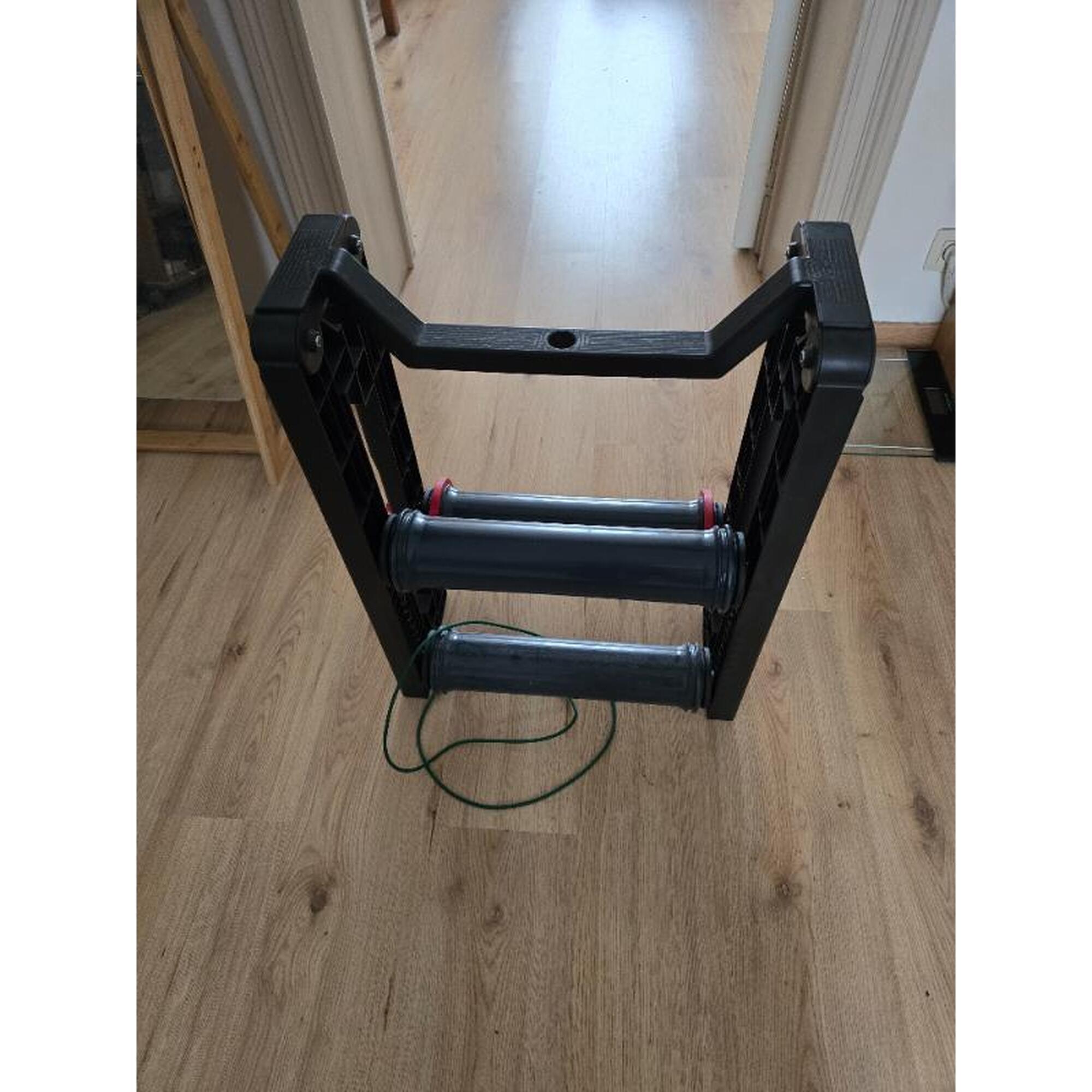 Entre Particuliers - Home-Trainer à Rouleaux pliable Neatt Noir