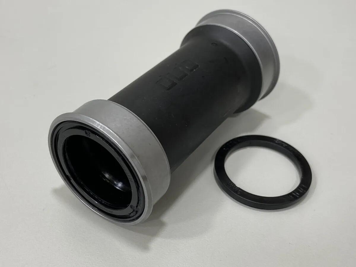 Boîtier de pédalier Sram DUB PressFit 86,5 2/3
