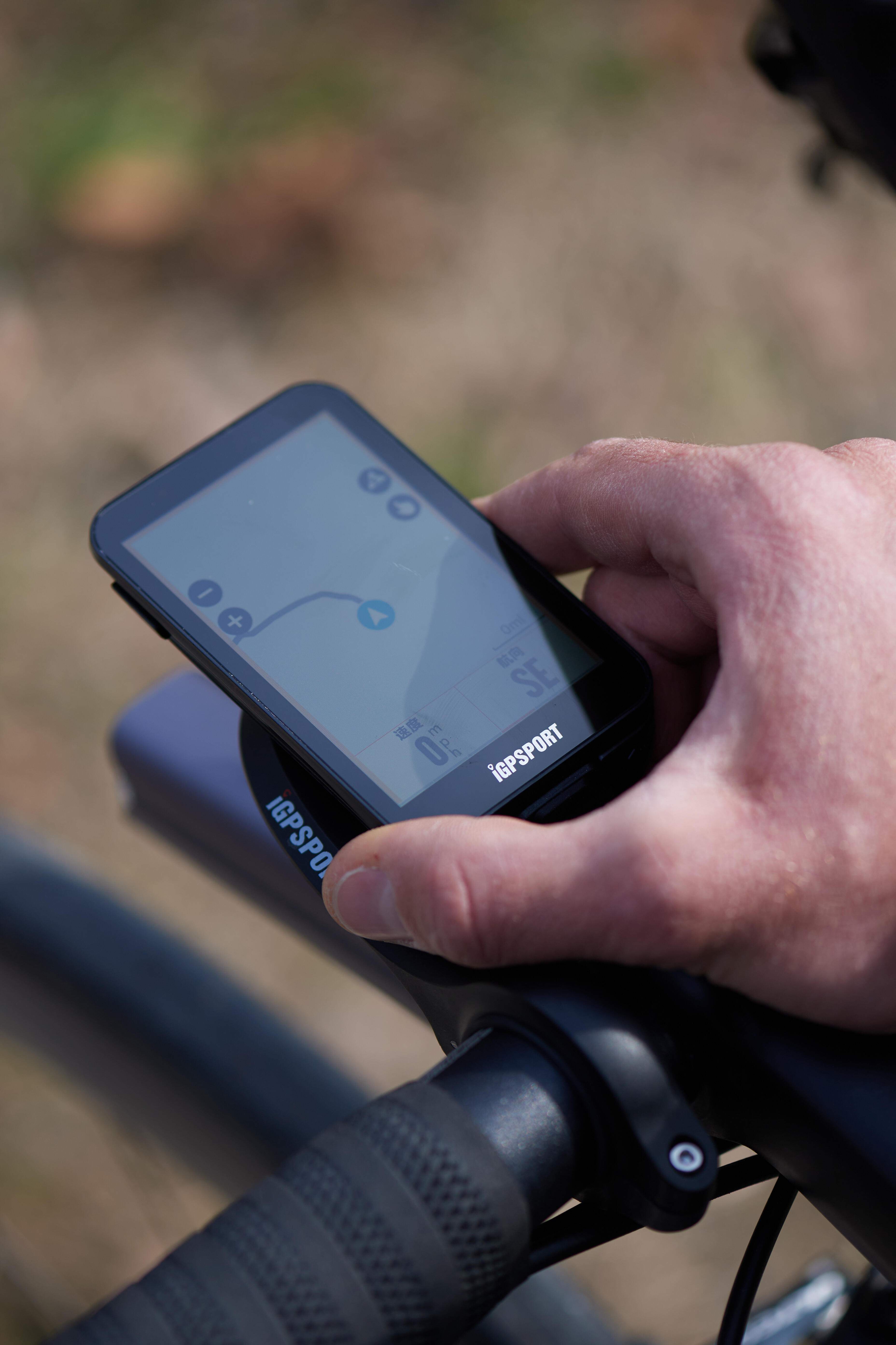 igpsport igs800カバー付き