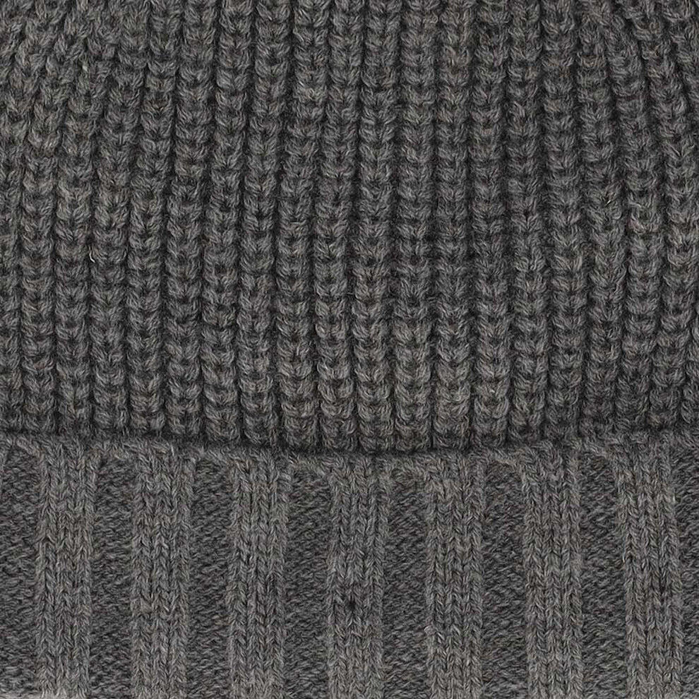 Cappello invernale da bambino a coste grigio medio con pompon taglia 2-4 anni. 3/3