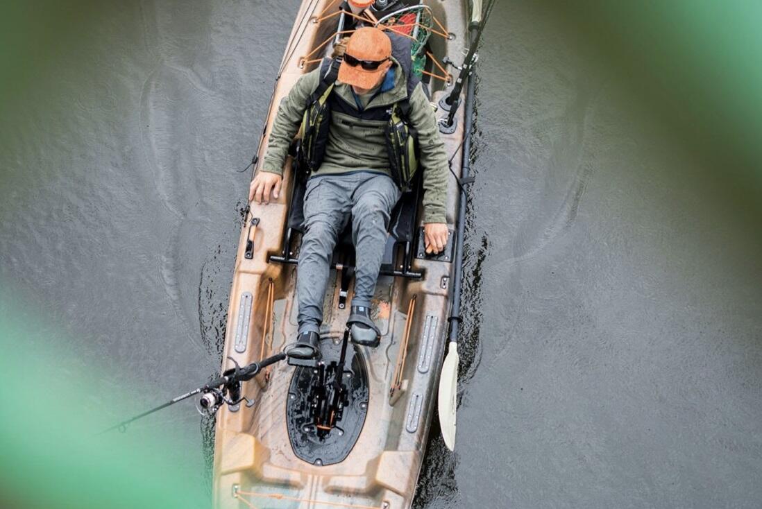 KAJAK WĘDKARSKI  DO PŁYWANIA Z NAPĘDEM NOŻNYM PELICAN CATCH 130 HYDRYVE 5/5