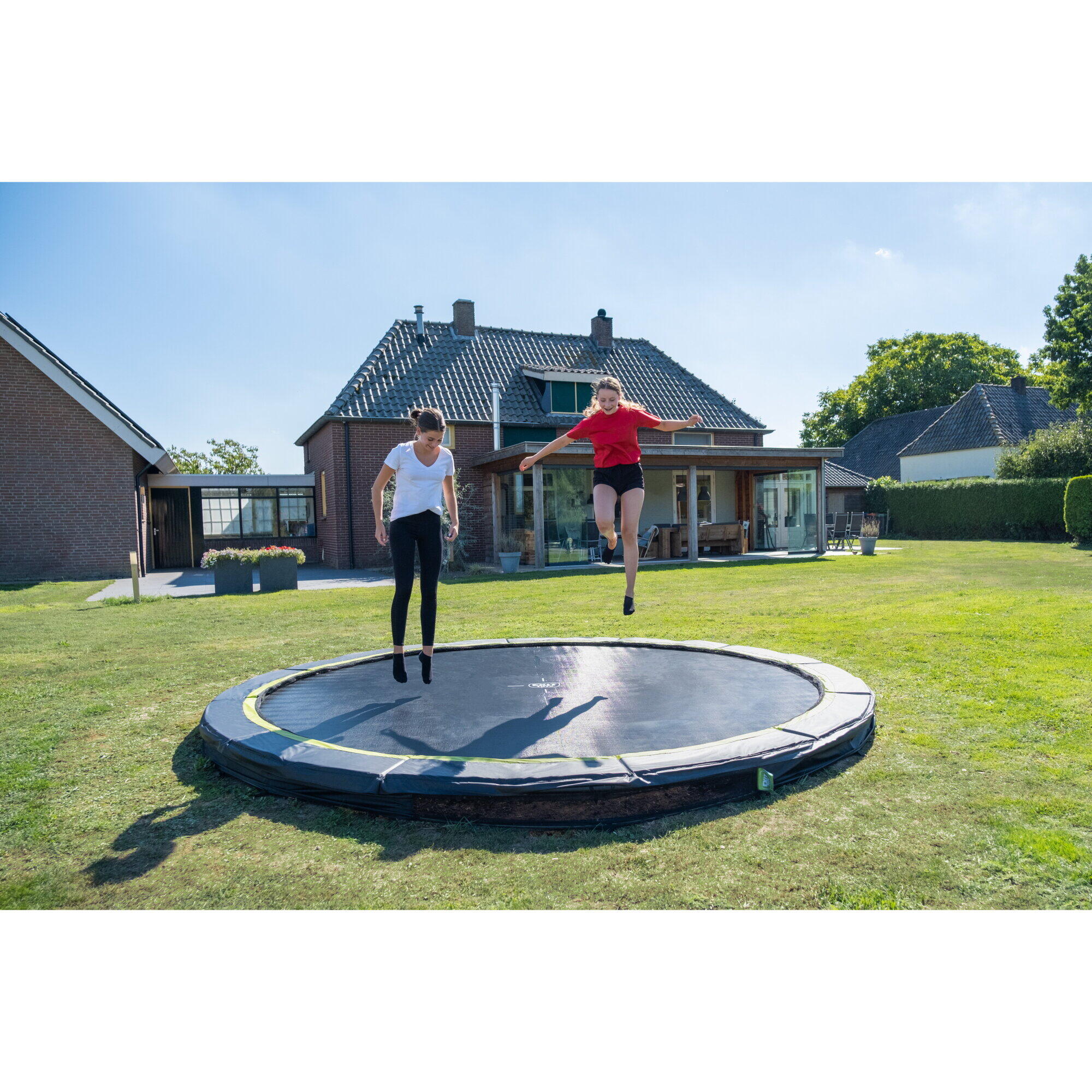 EXIT Silhouette inground sports trampoline ø305cm - zwart 5/7