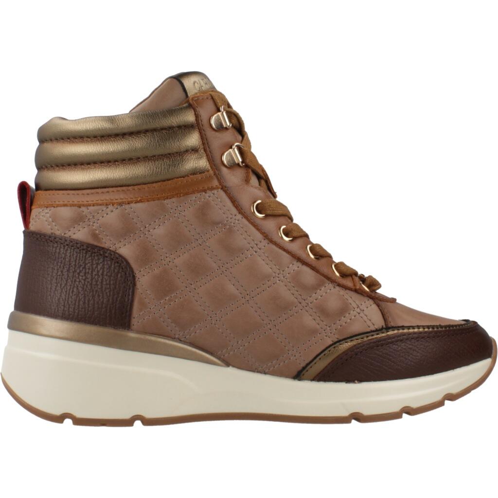 Buty CARMELA 16182105C Brązowy 4/5