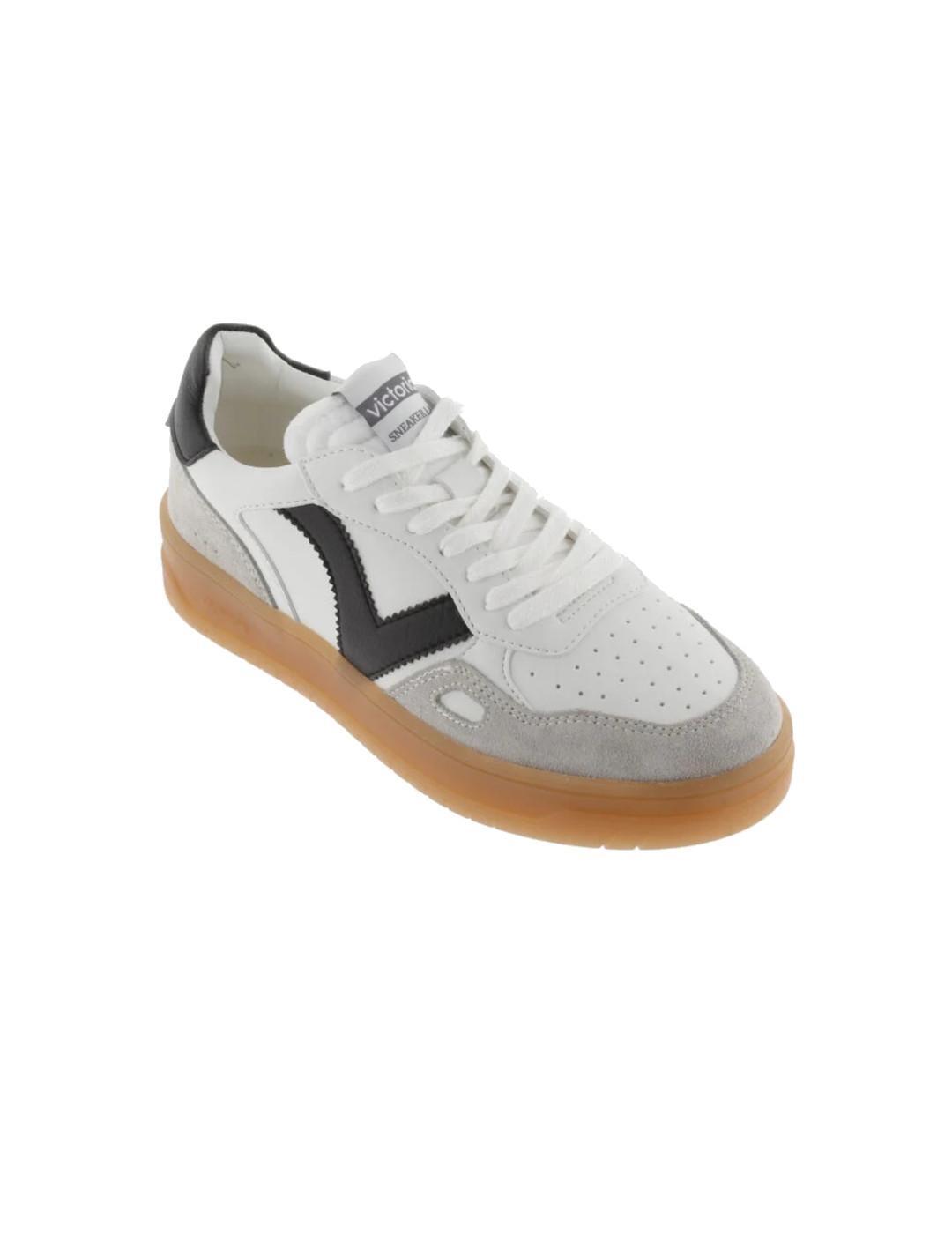 Schoen Victoria model 1257126-20 voor unisex 4/5