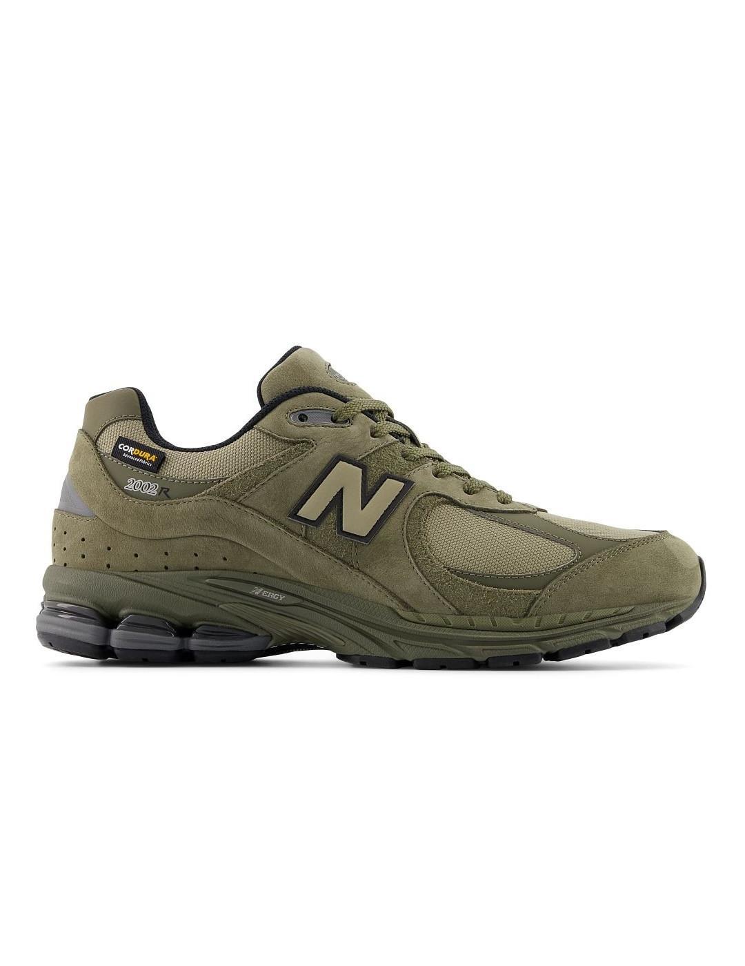 NEW BALANCE picture