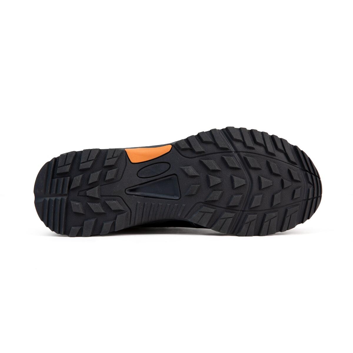 Izas Zapatillas Taray M : Comodidad y tracción para senderismo en naturaleza 4/7