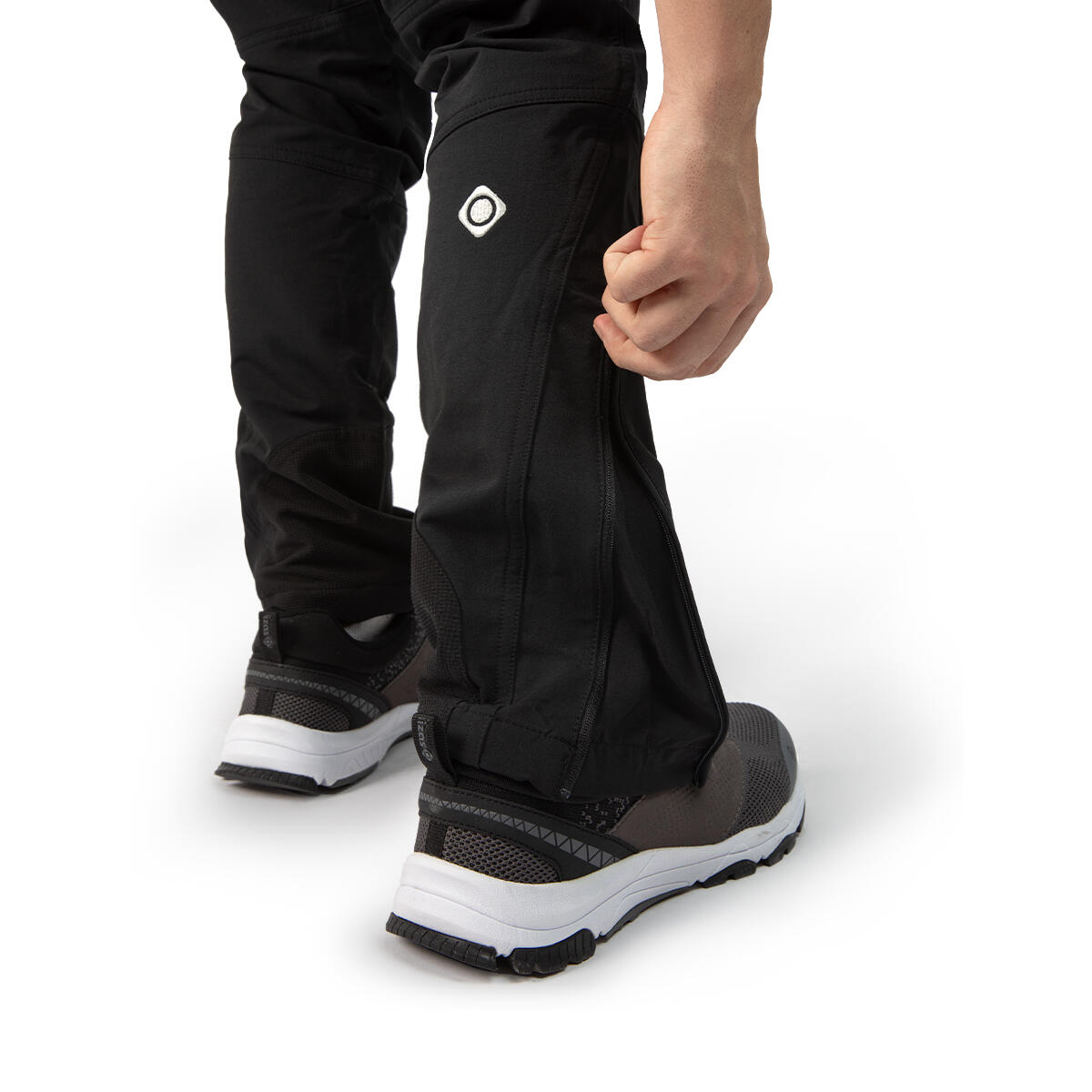 Pantaloni tecnici AGON M Regular Fit con rinforzi e tasche per l'escursionismo 5/7