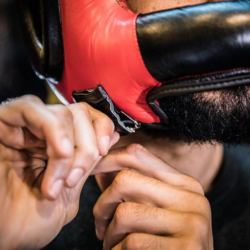 Casque de boxe intégral Pro "Full face" - Noir et rouge - Taille M