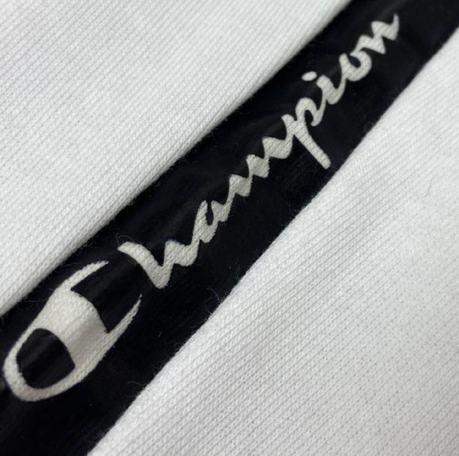 Sweat à capuche Champion modèle 115051-WW001 pour femmes 3/4