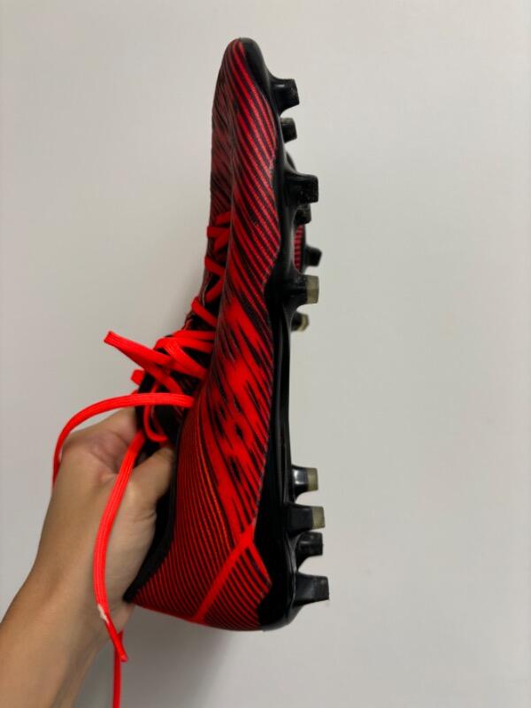 Tussen Particulieren - Oranje voetbalschoenen kipsta 3/5