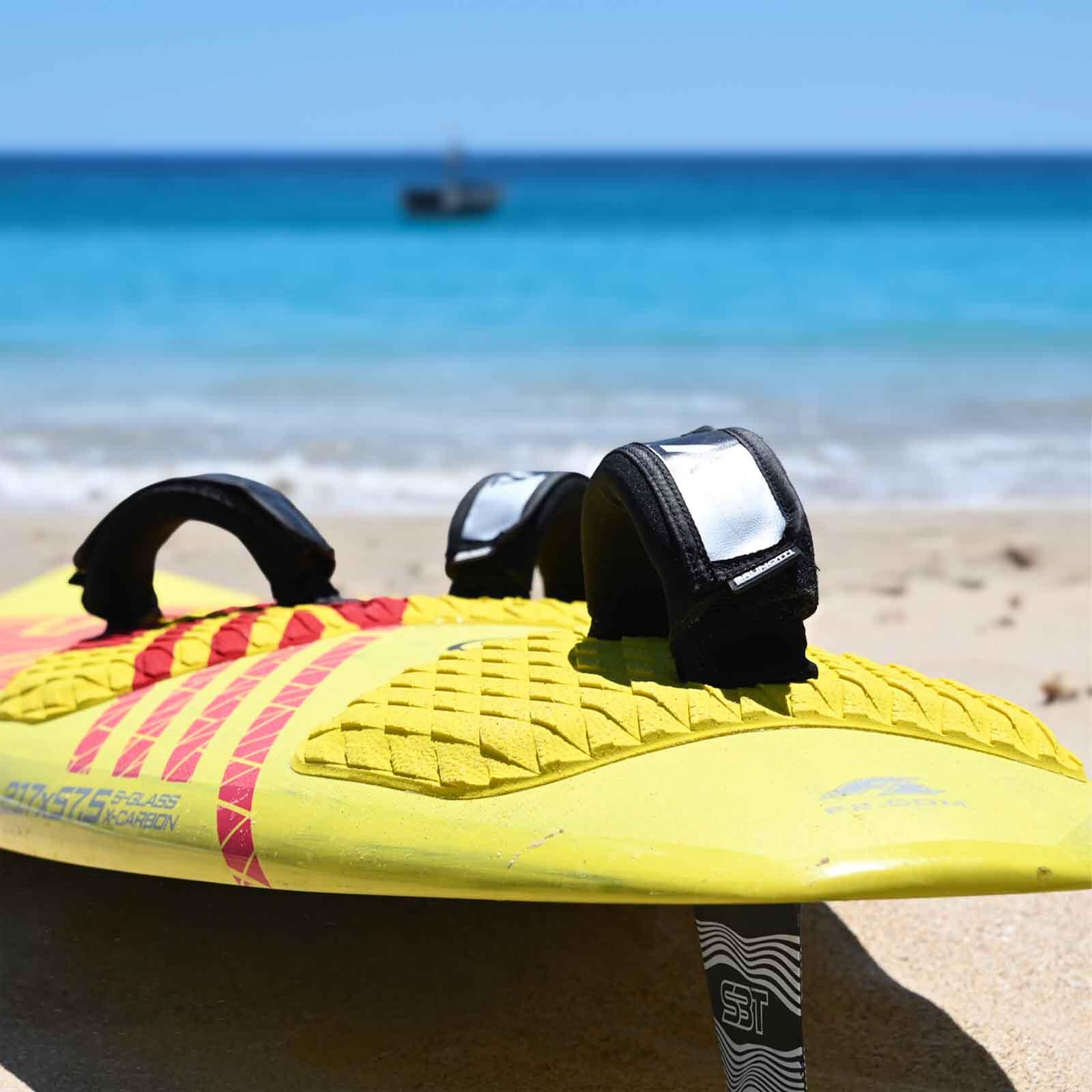 F2  Windsurfboard Rave Pro 90 l Gelb/Rot 3/3