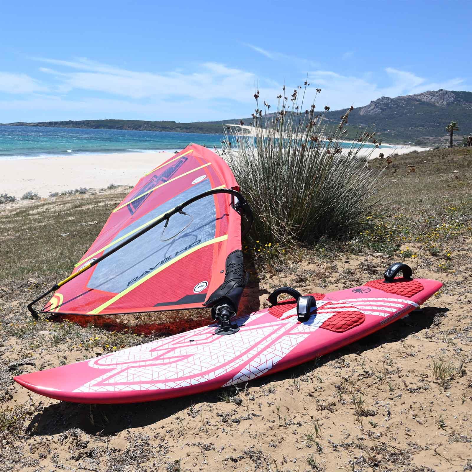 F2  Windsurfboard Barracuda Pro 94 l Rot/Weiss 3/3