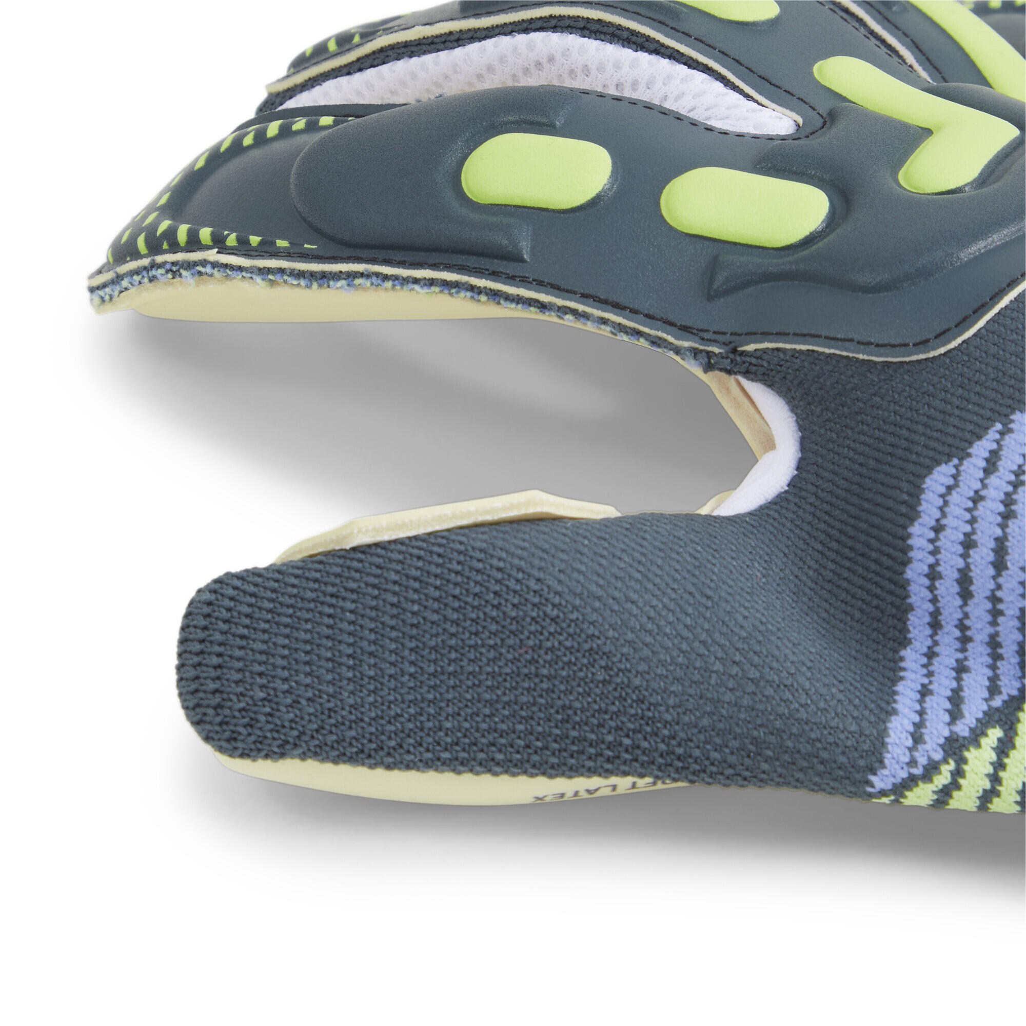 Puma FUTURE Pro Hybrid EDERSON Goalkeeper Gloves 5/5
