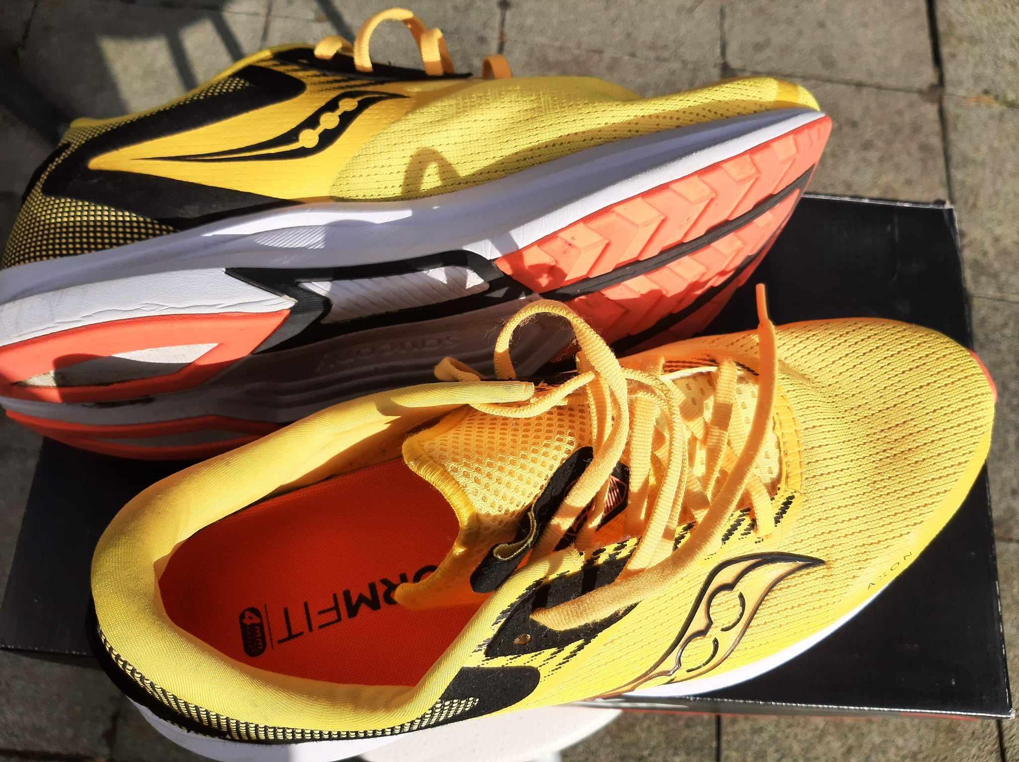 Entre Particuliers - Chaussures de course Saucony AXON 2 2/4