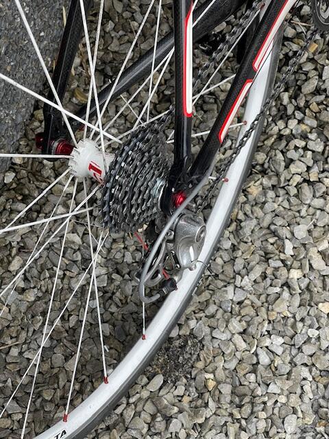 Entre Particuliers - Vélo route 2/3