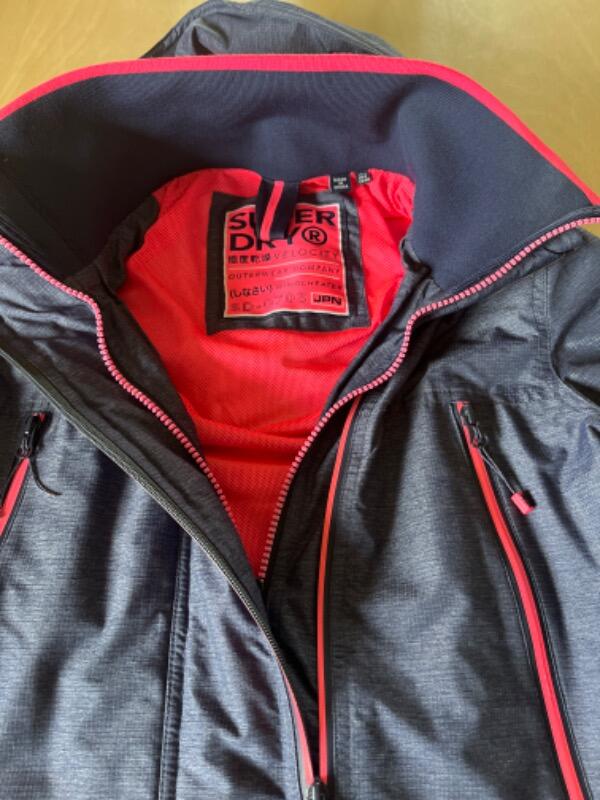 Tussen Particulieren - Jas Superdry maat 40 4/5