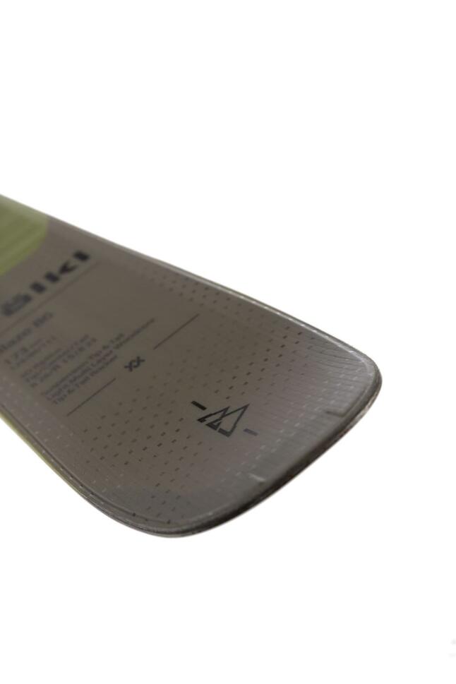 Narty zjazdowe Völkl BLAZE 86 z wiązaniami Marker VMOTION 10 GW
