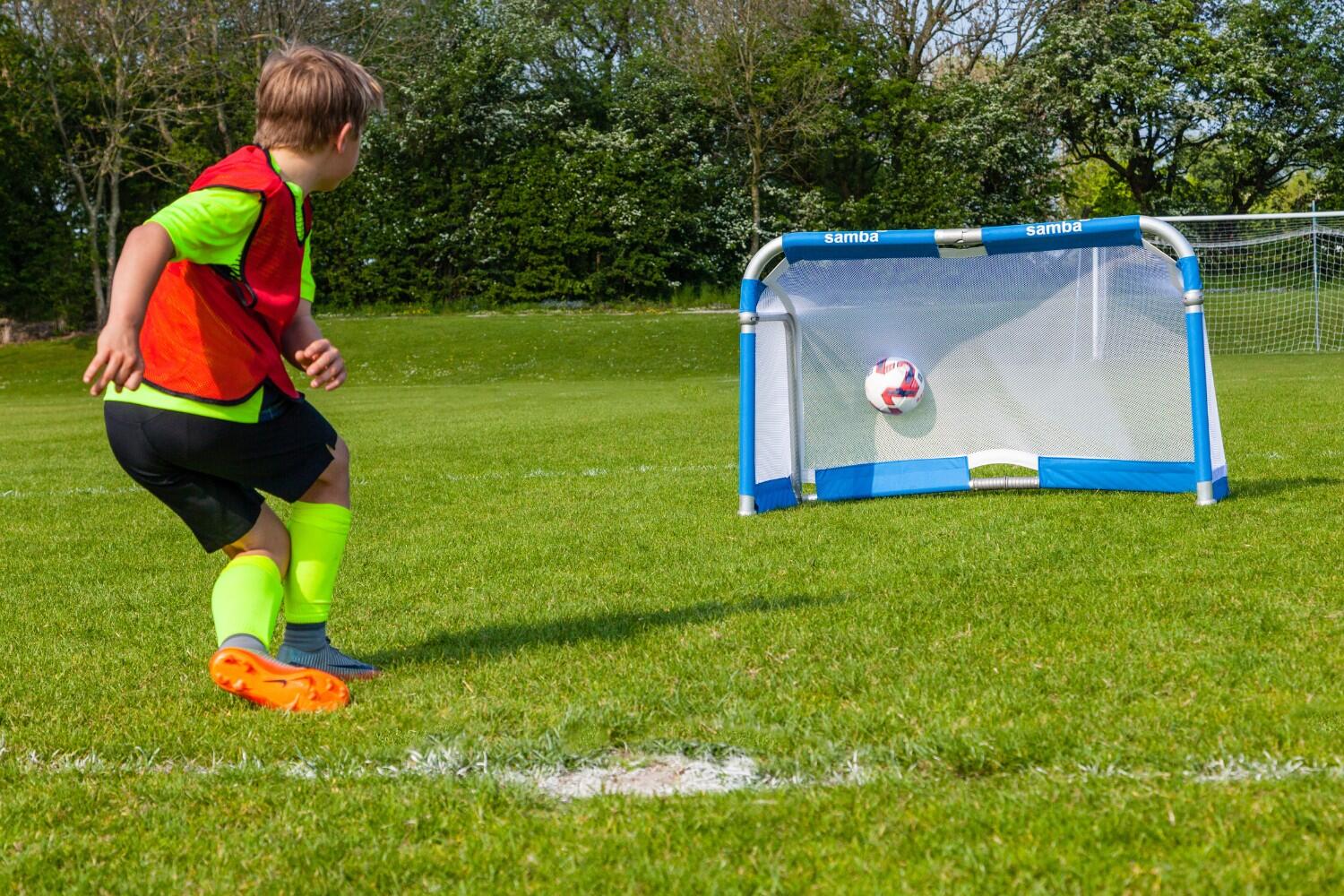 6ft x 4ft Aluminium Folding Goal 4/5