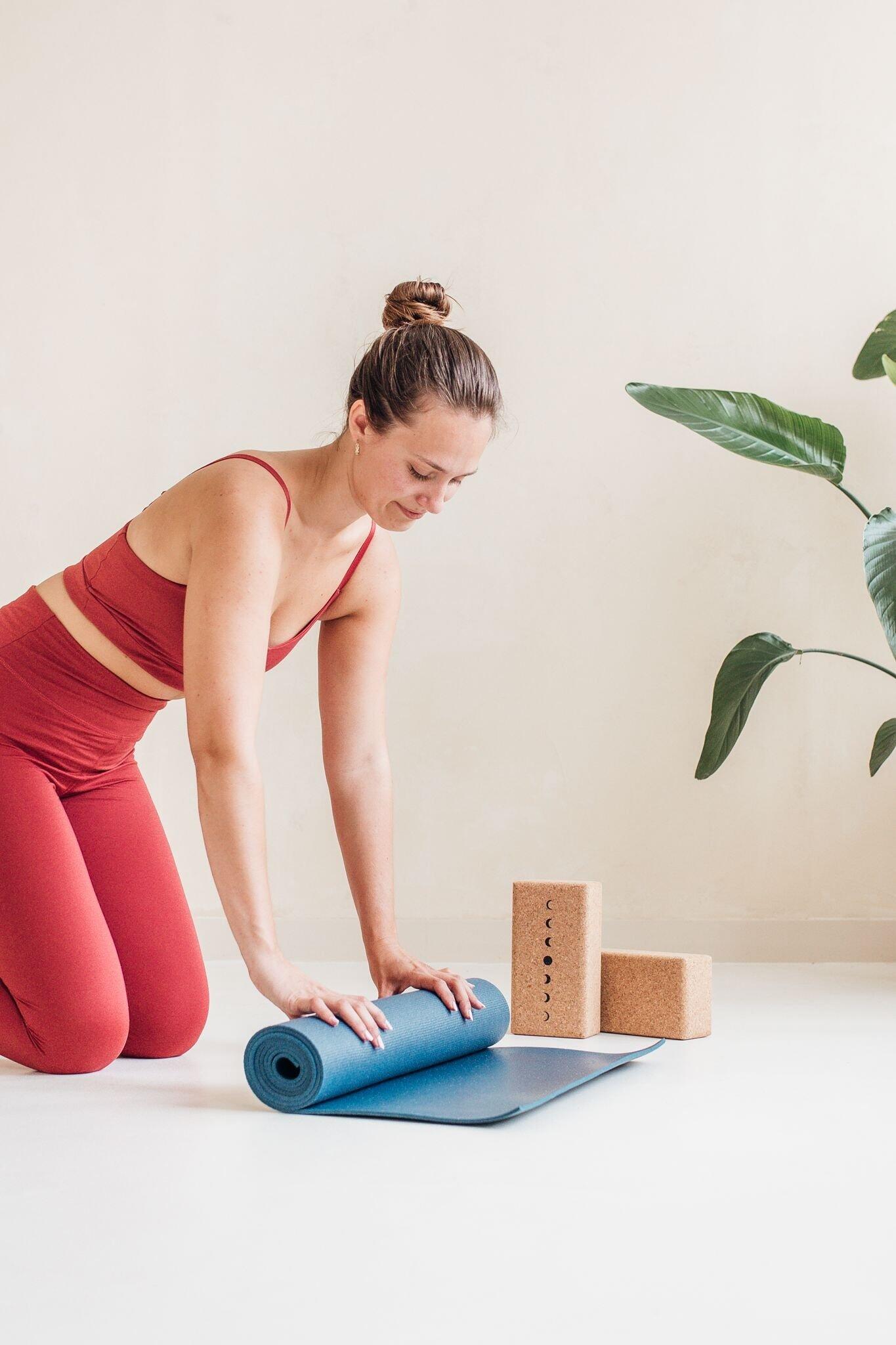 Lotus Yogamat studio blauw 2/5