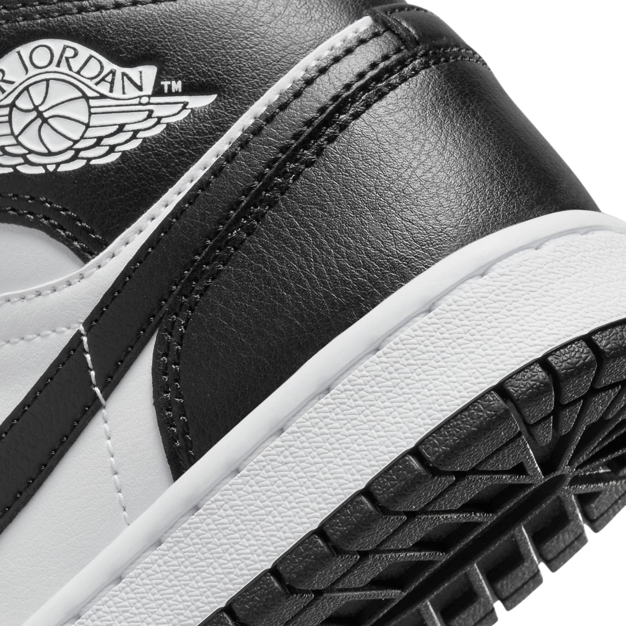 Chaussures  1 Mid Panda 5/5