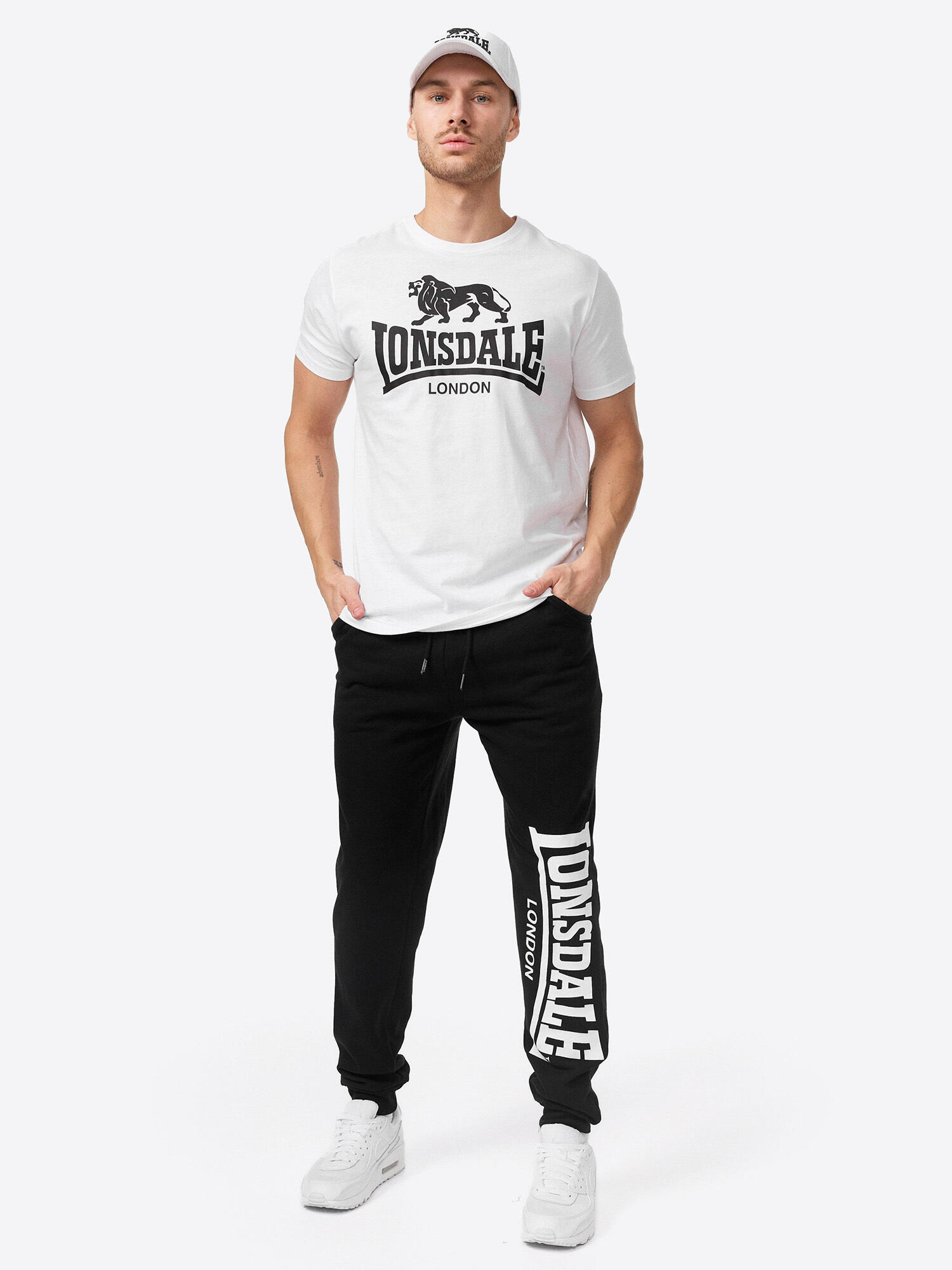Spodnie dresowe z dużym logo Lonsdale 3/5