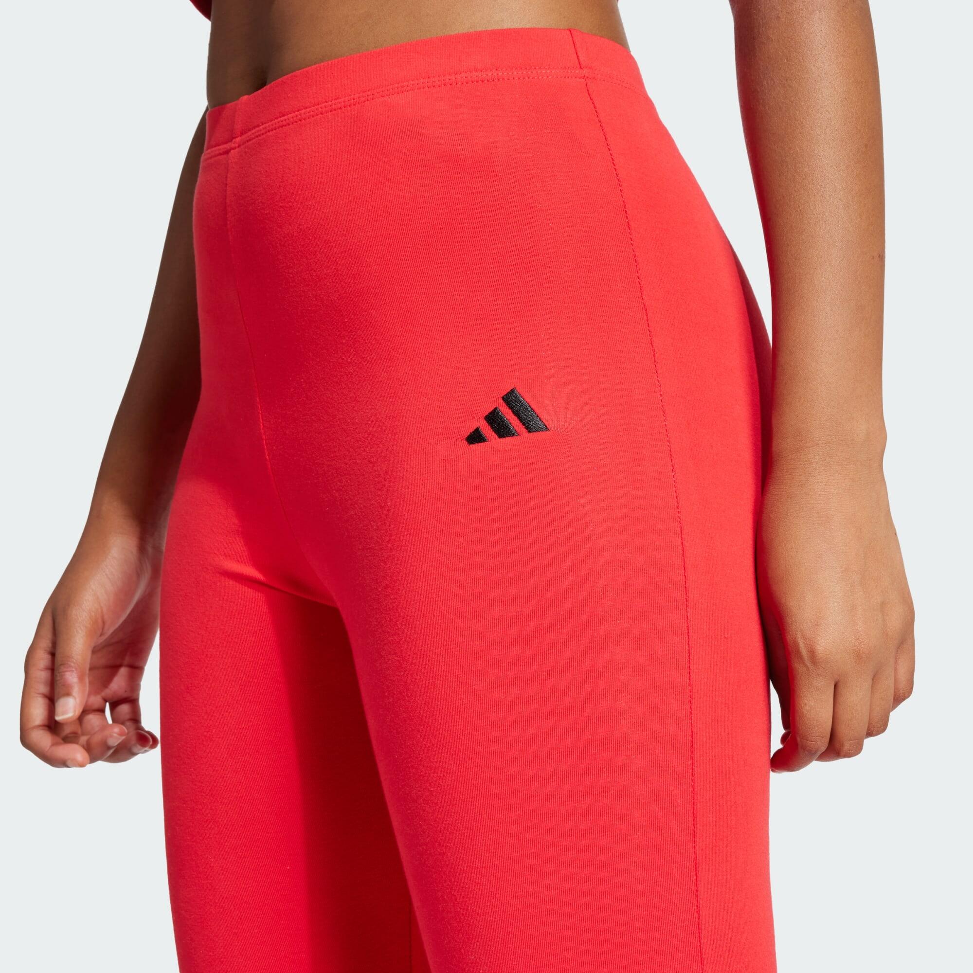 Essentials Small Logo Flared Legging 5/5