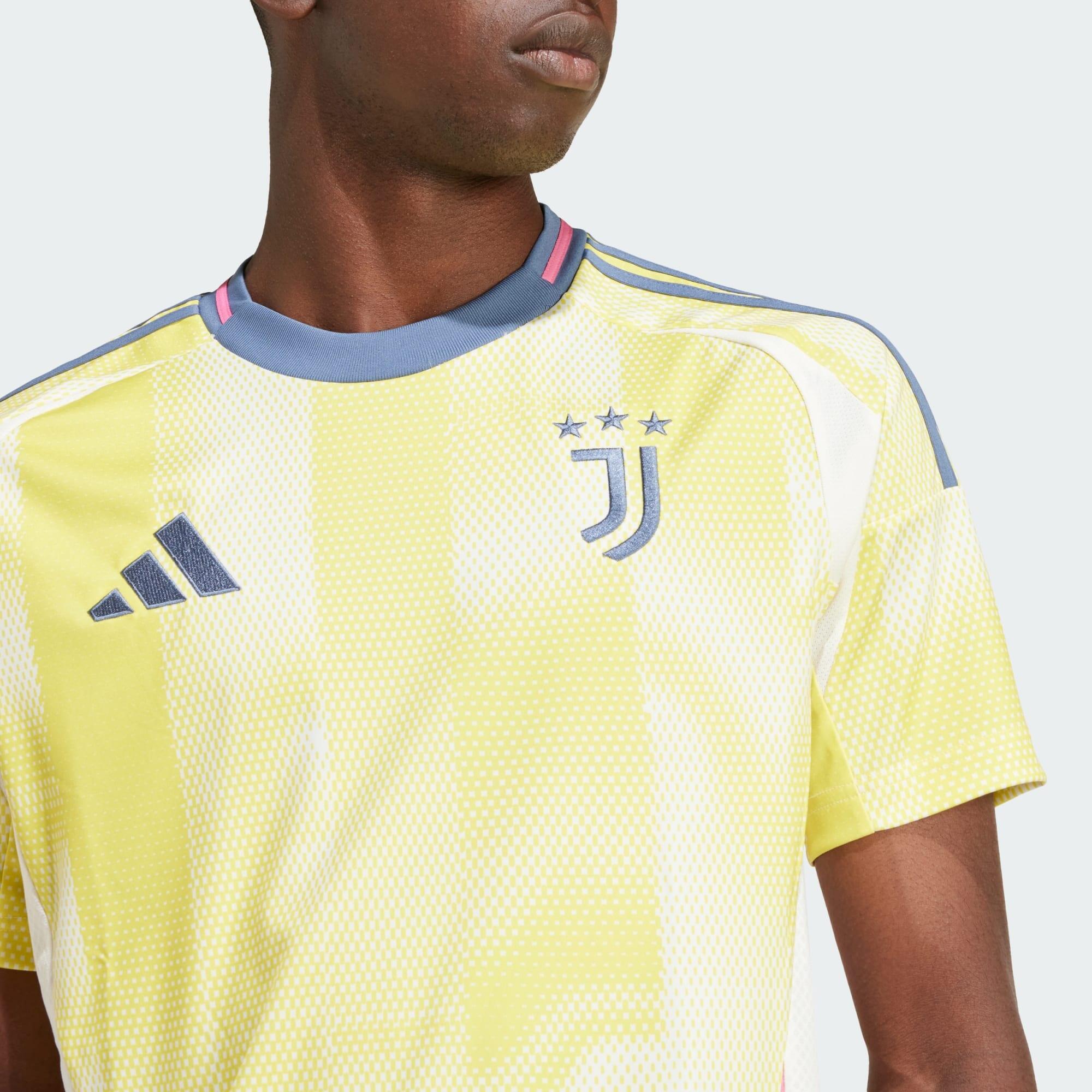 Juventus 24/25 Away Jersey 4/6