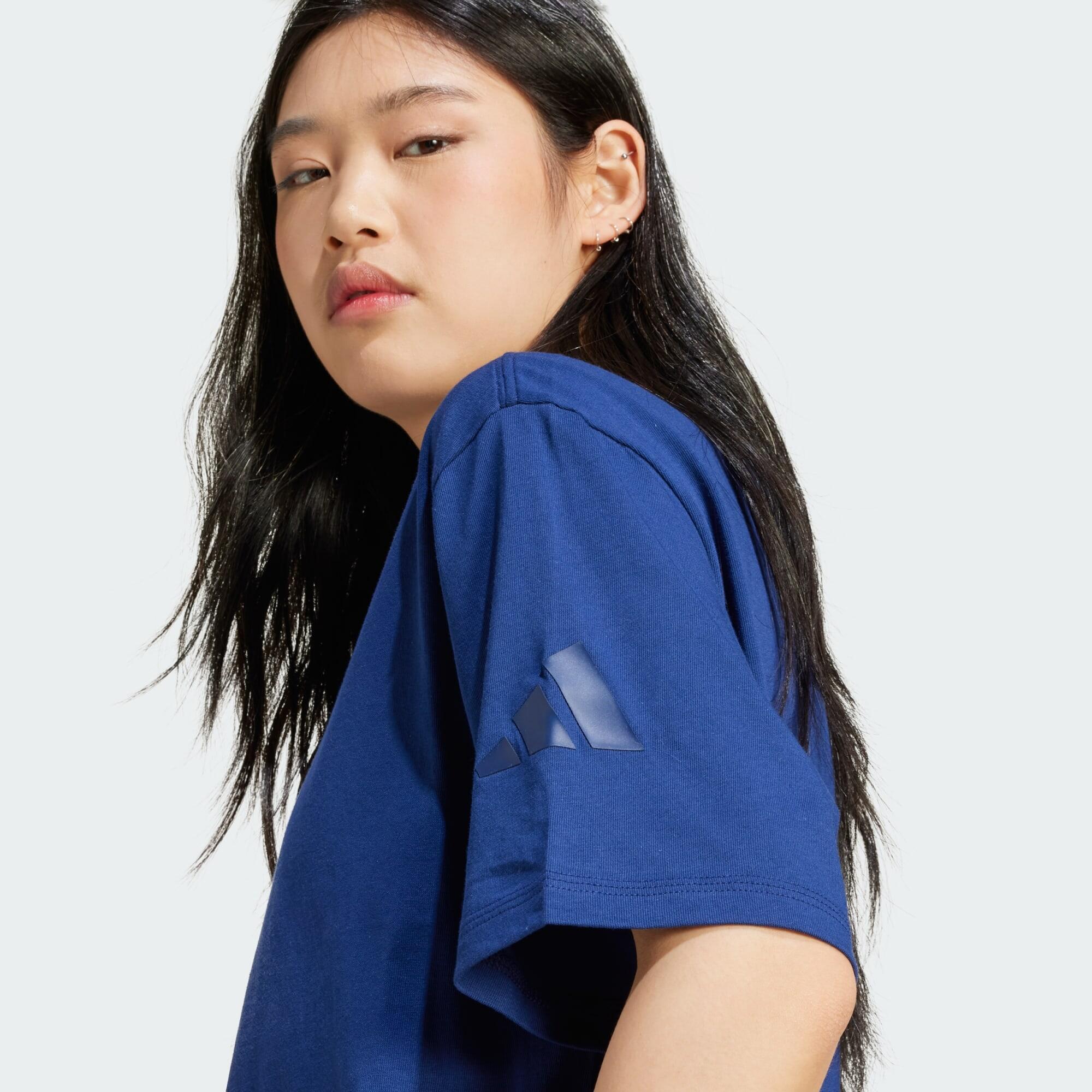 Essentials Contemporary Logo Boyfriend Tee 4/5