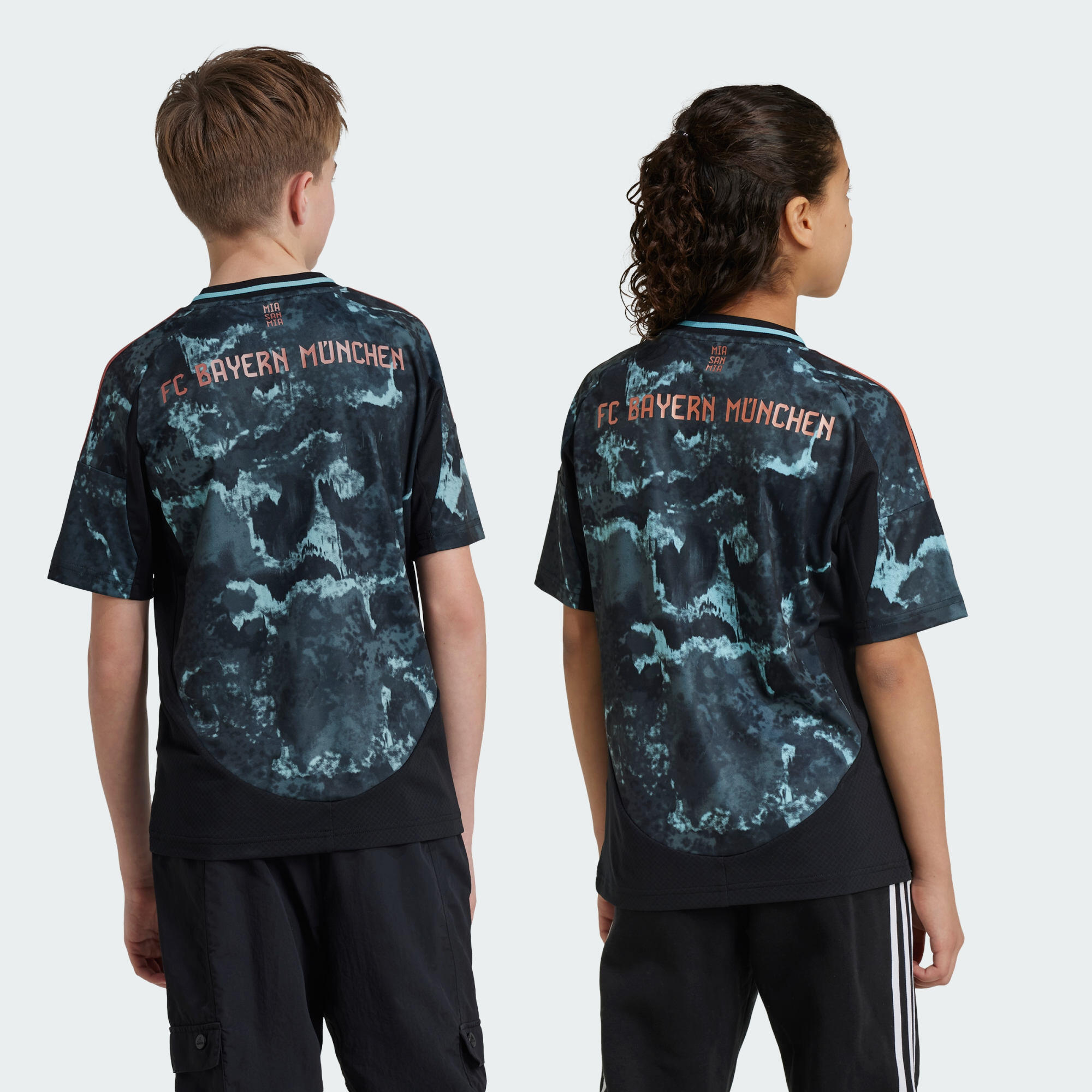 Maillot extérieur FC Bayern 24/25 Enfants 3/6