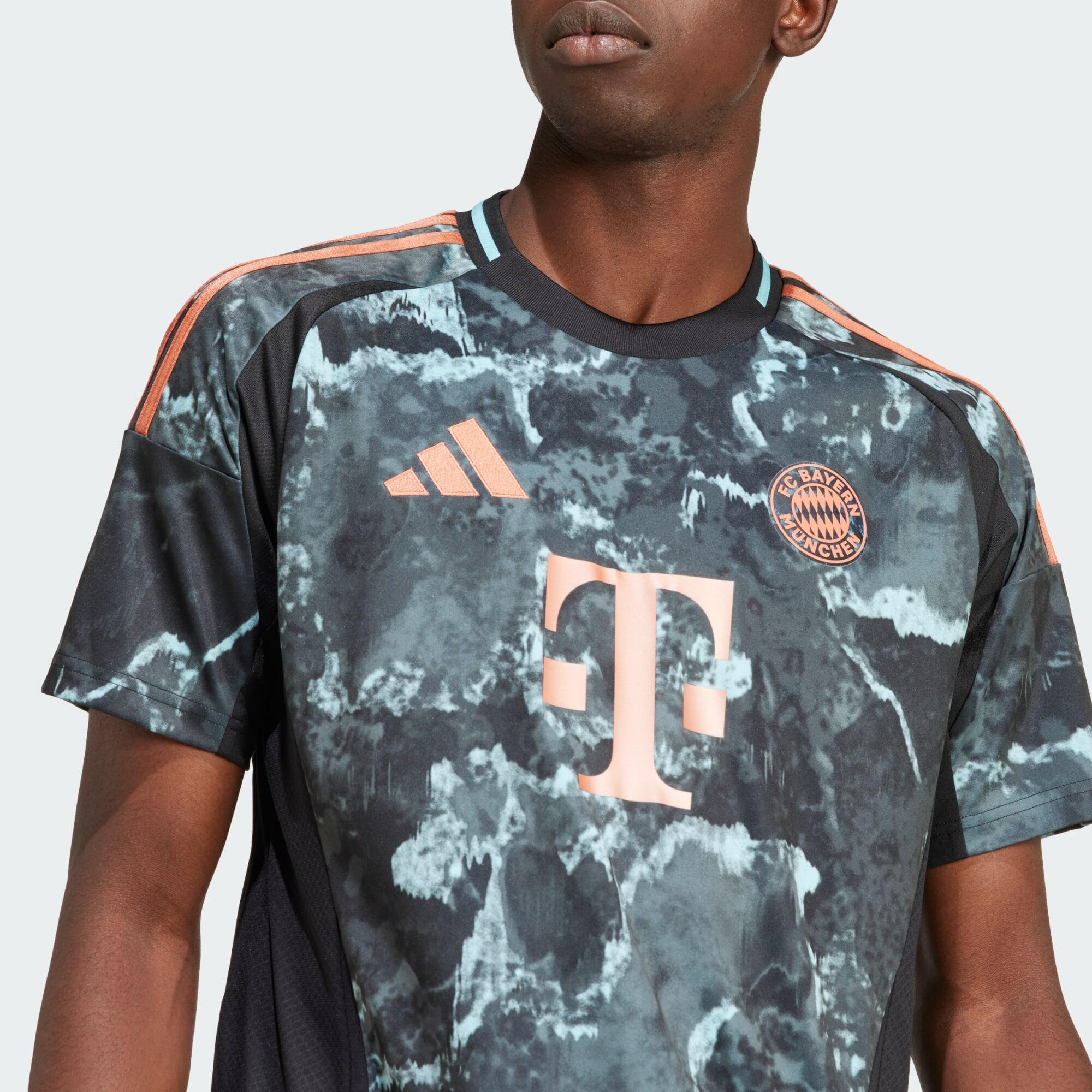 Maglia Away 24/25 FC Bayern München 5/7