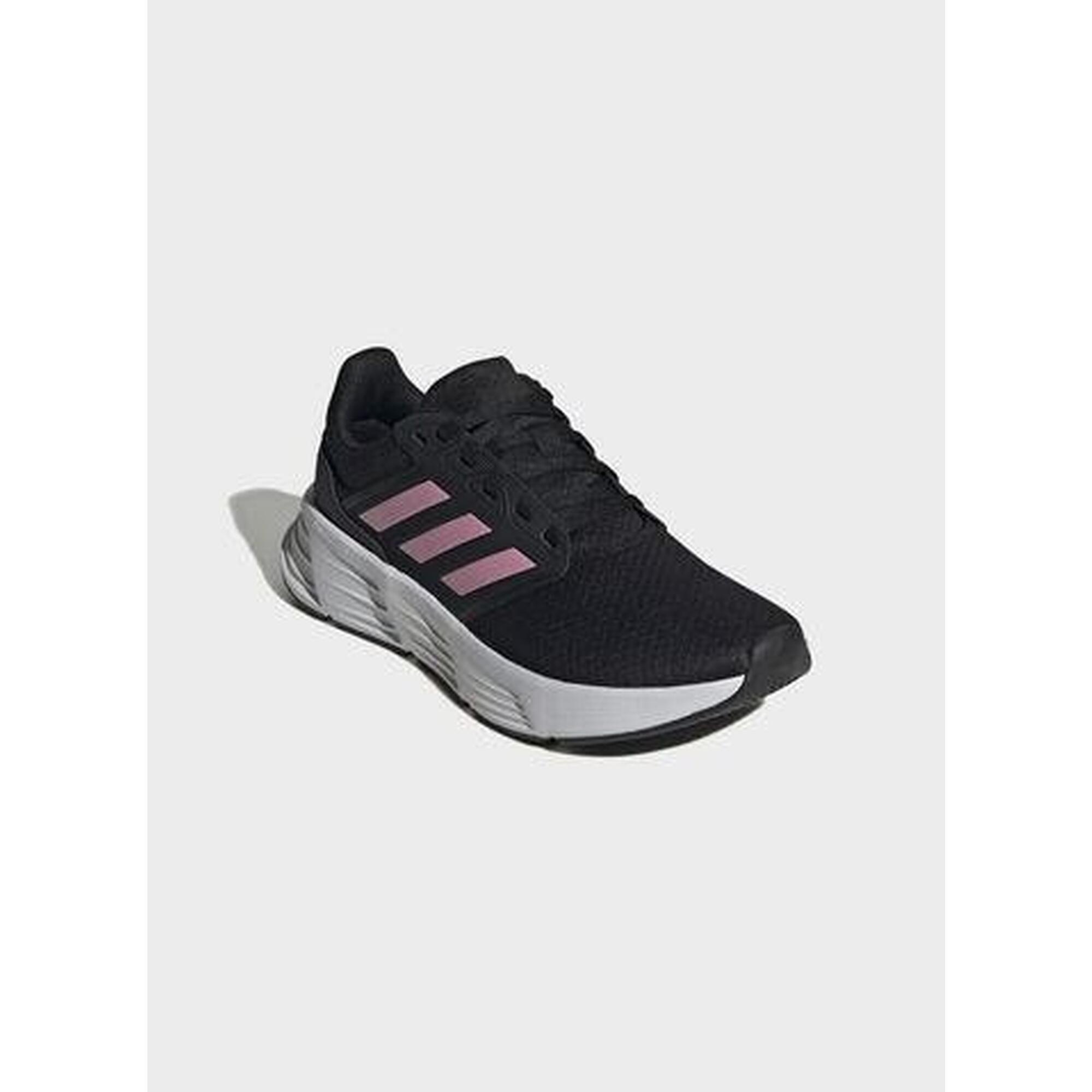 Chaussures de course Femmes Adidas Galaxy 6 noir