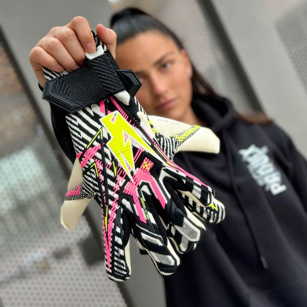 Kaliaaer Z3RO° DAZZLE Goalkeeper Gloves 2/4