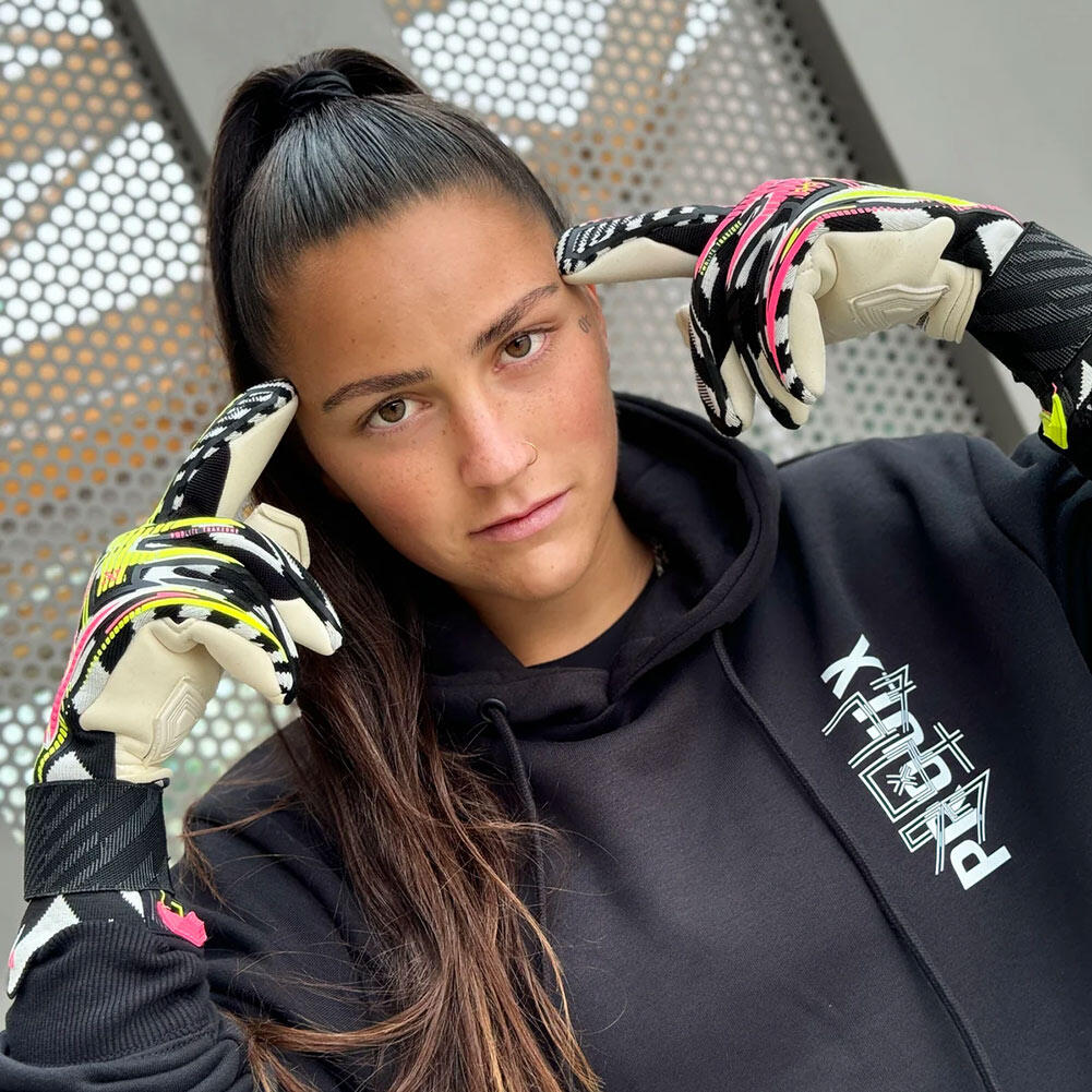 Kaliaaer Z3RO° DAZZLE Goalkeeper Gloves 4/4